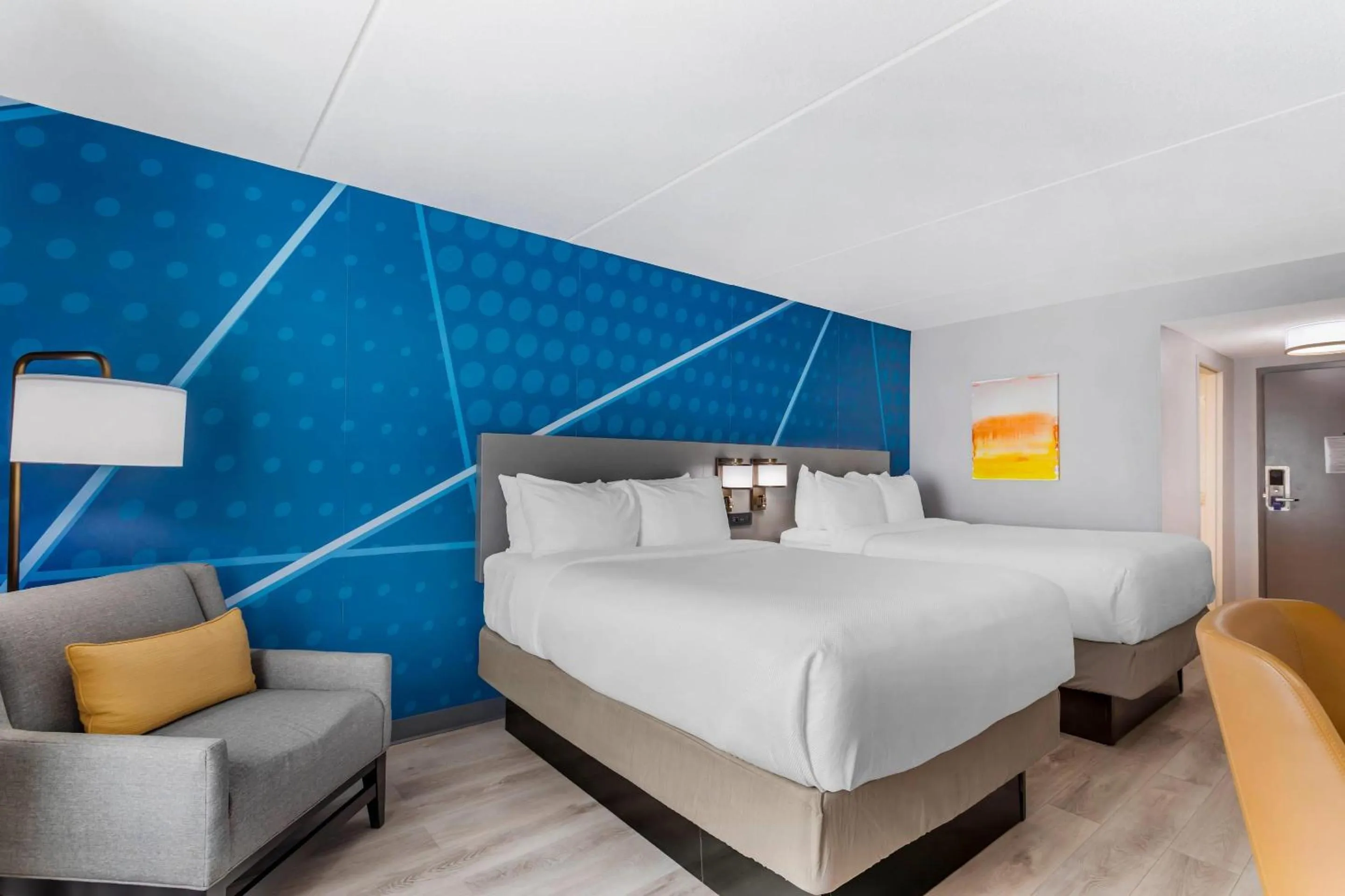 Bedroom in Comfort Inn Oak Ridge - Knoxville