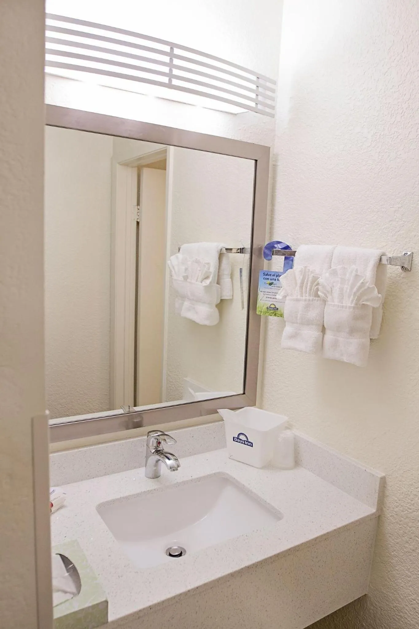 Days Inn by Wyndham Greenville