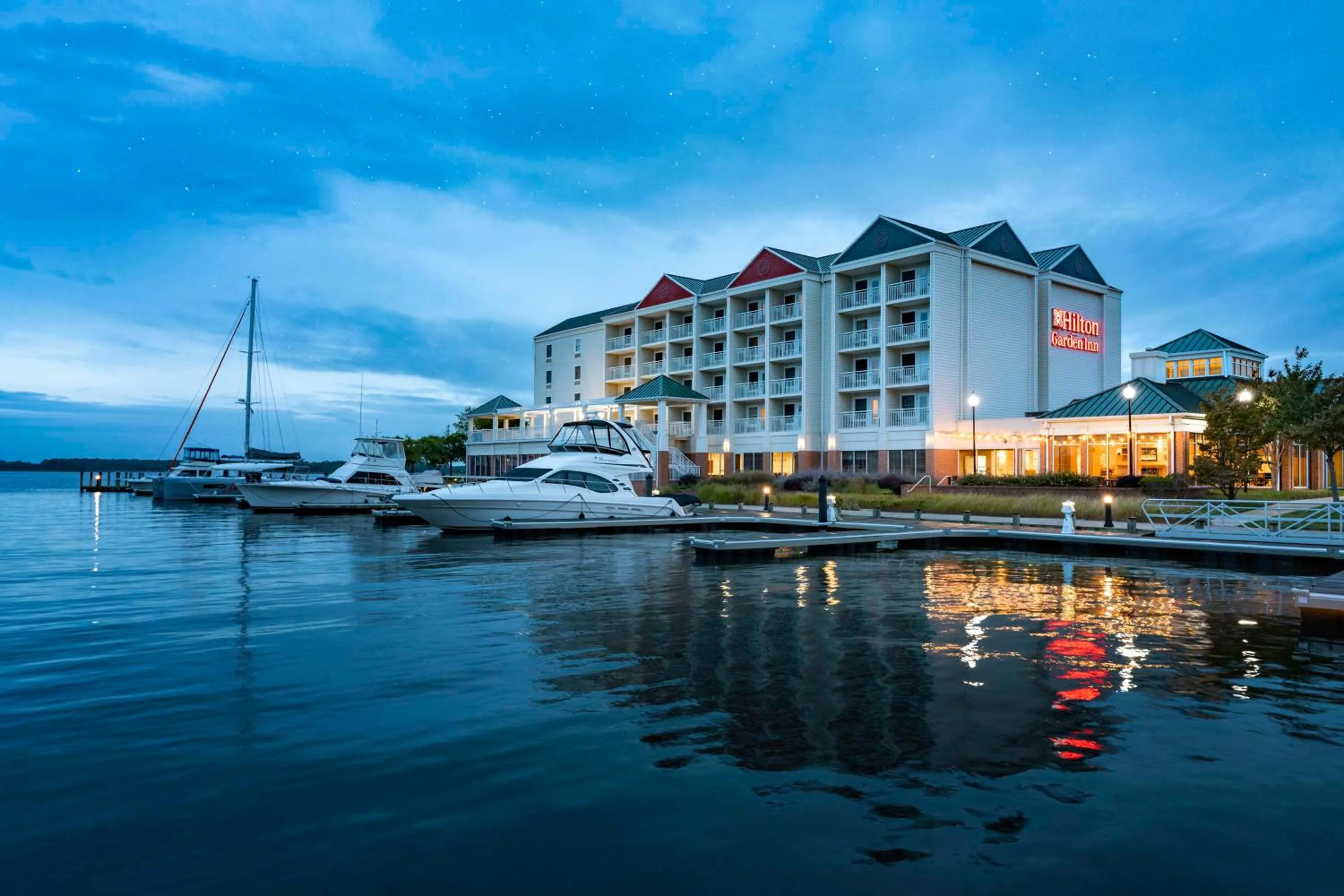Property building in Hilton Garden Inn Kent Island Marina