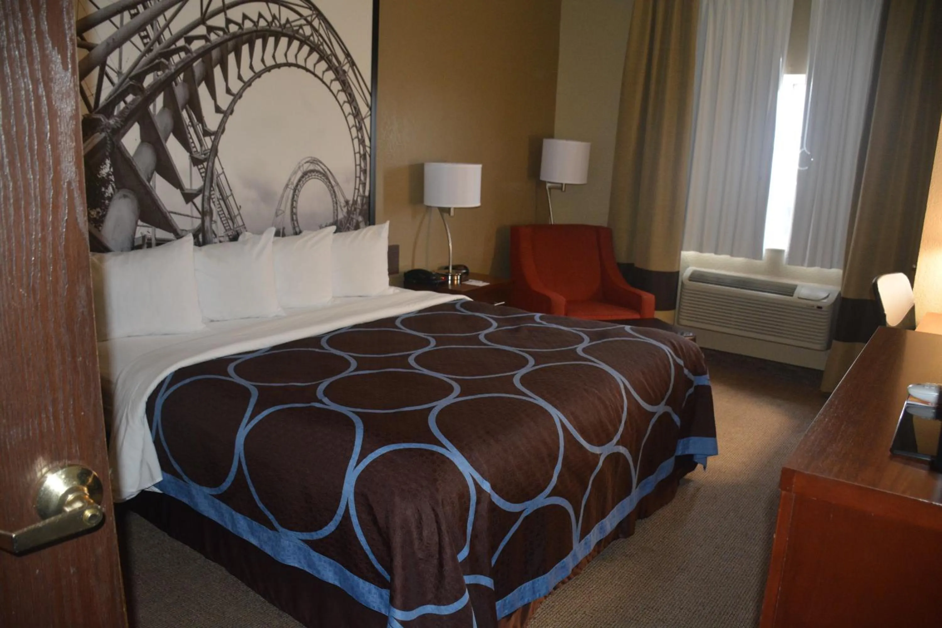 Bed in Super 8 by Wyndham Altoona