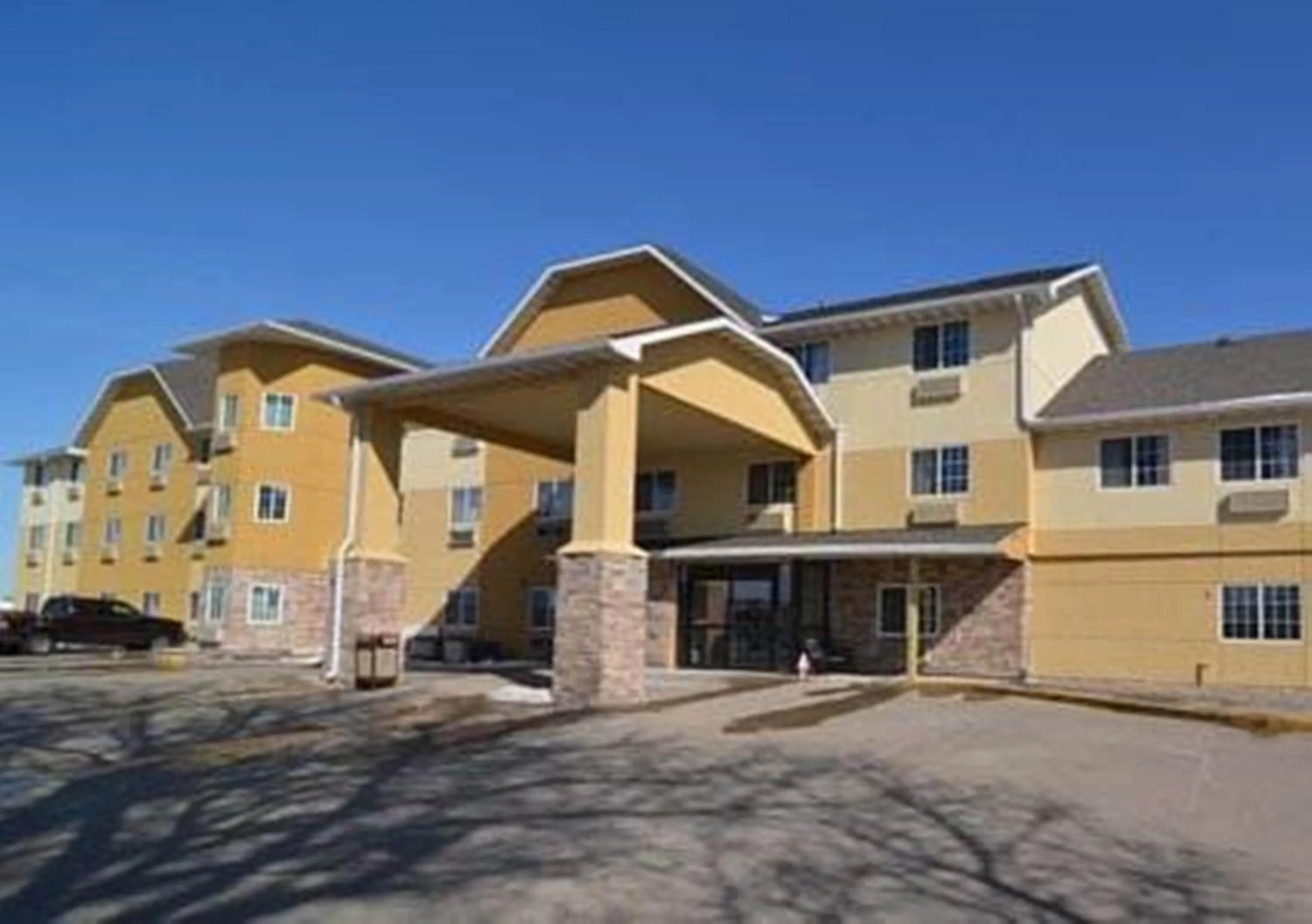 Facade/entrance in Super 8 by Wyndham Altoona