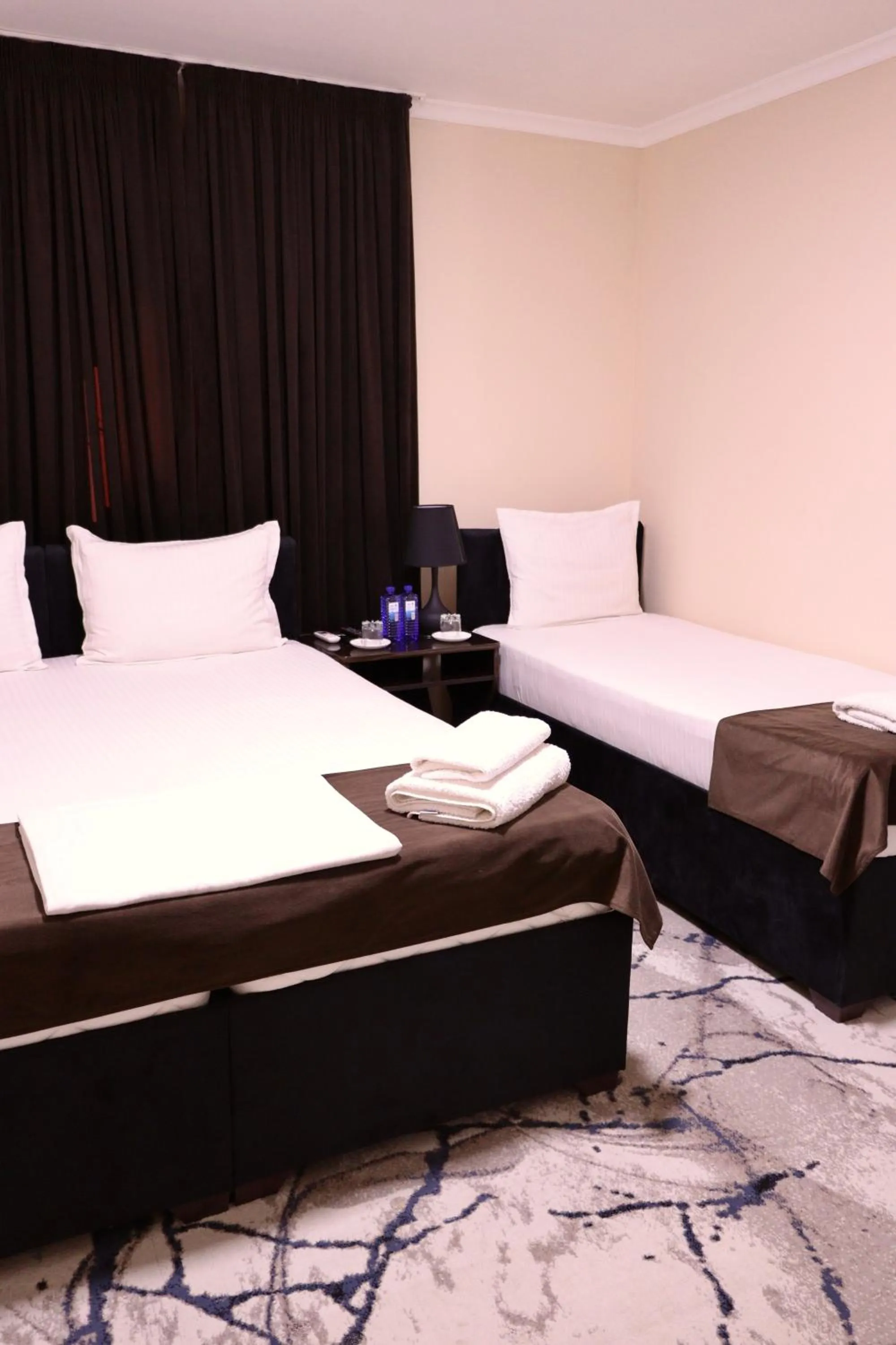 Bed in Al Bukhari Boutique Hotel