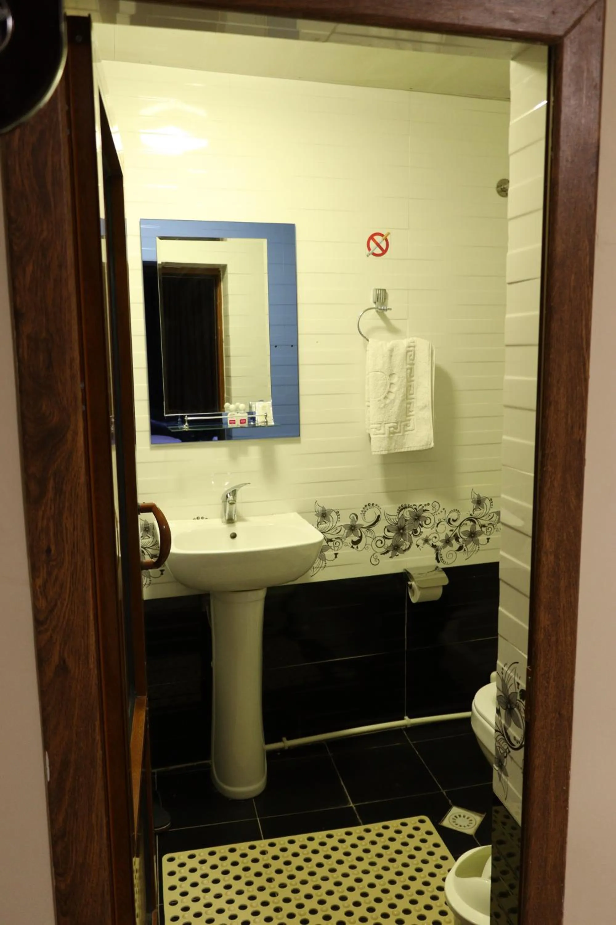 Toilet in Al Bukhari Boutique Hotel