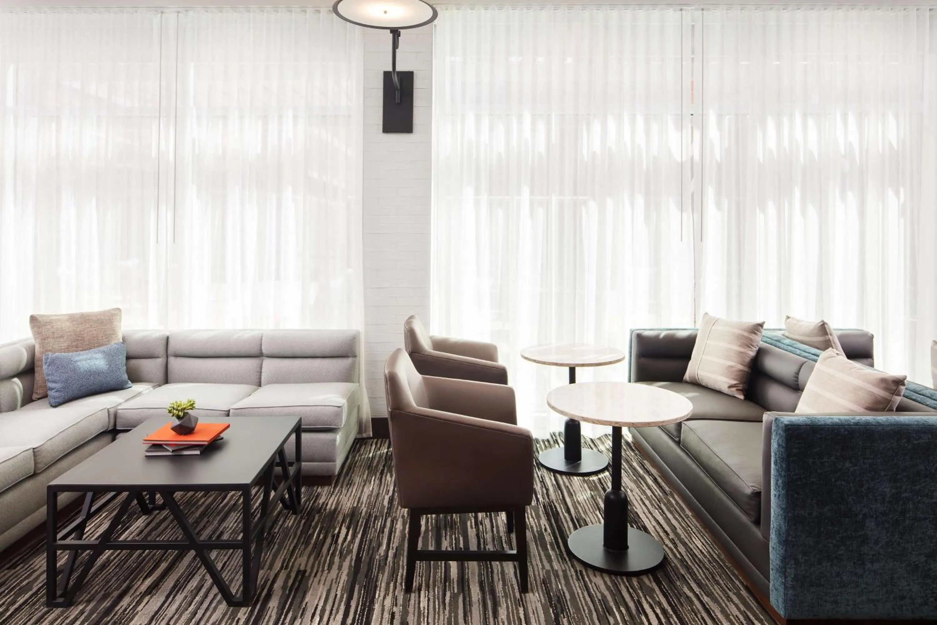 Lobby or reception in Hyatt Place Oklahoma City Bricktown