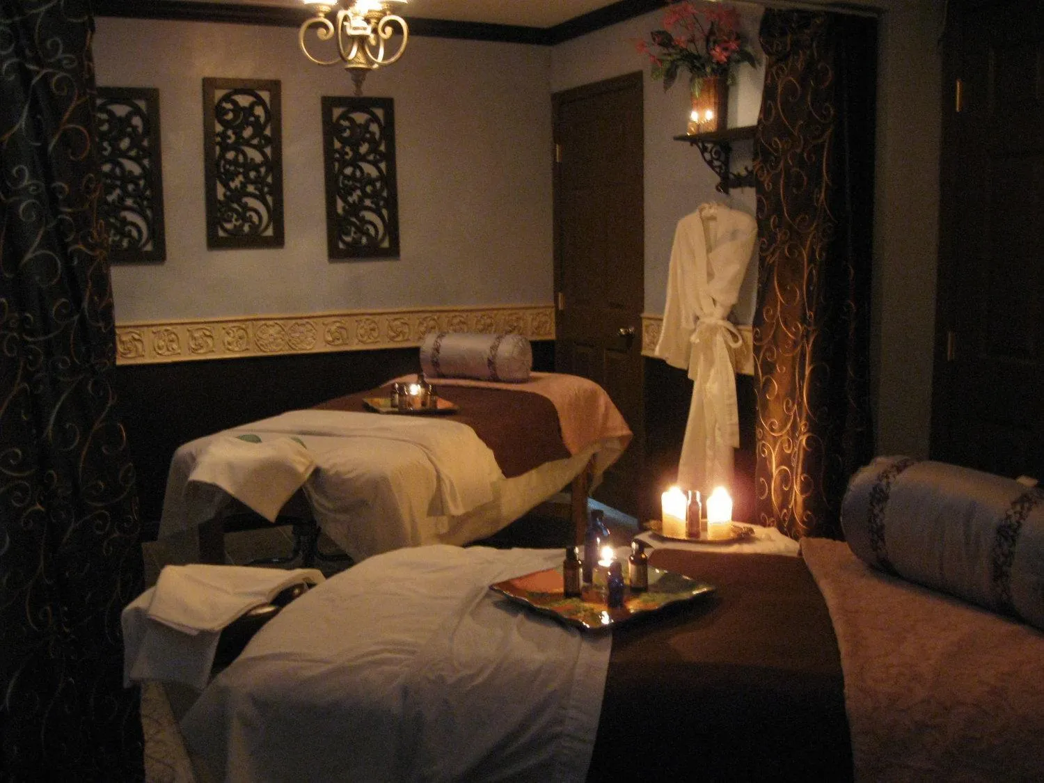 Massage, Bed in Tuscan Springs Hotel & Spa