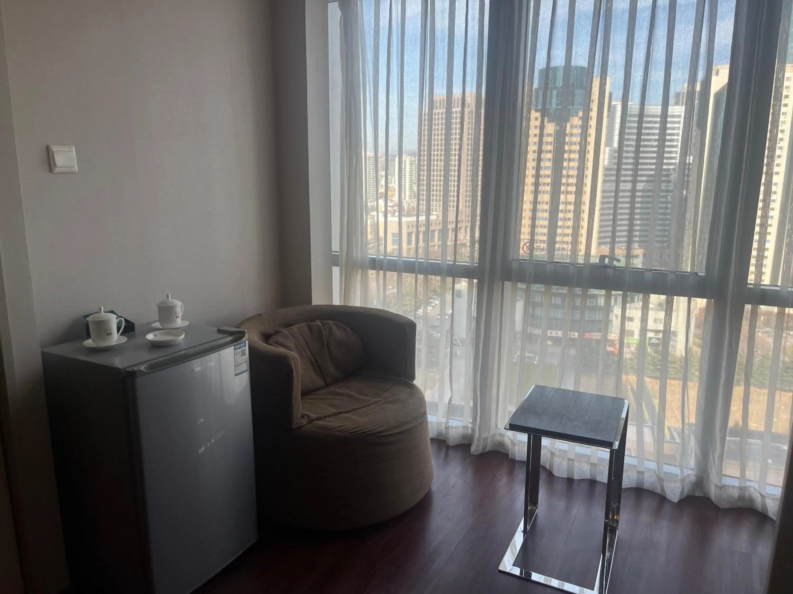 Seating area in Qingdao Housing International Hotel