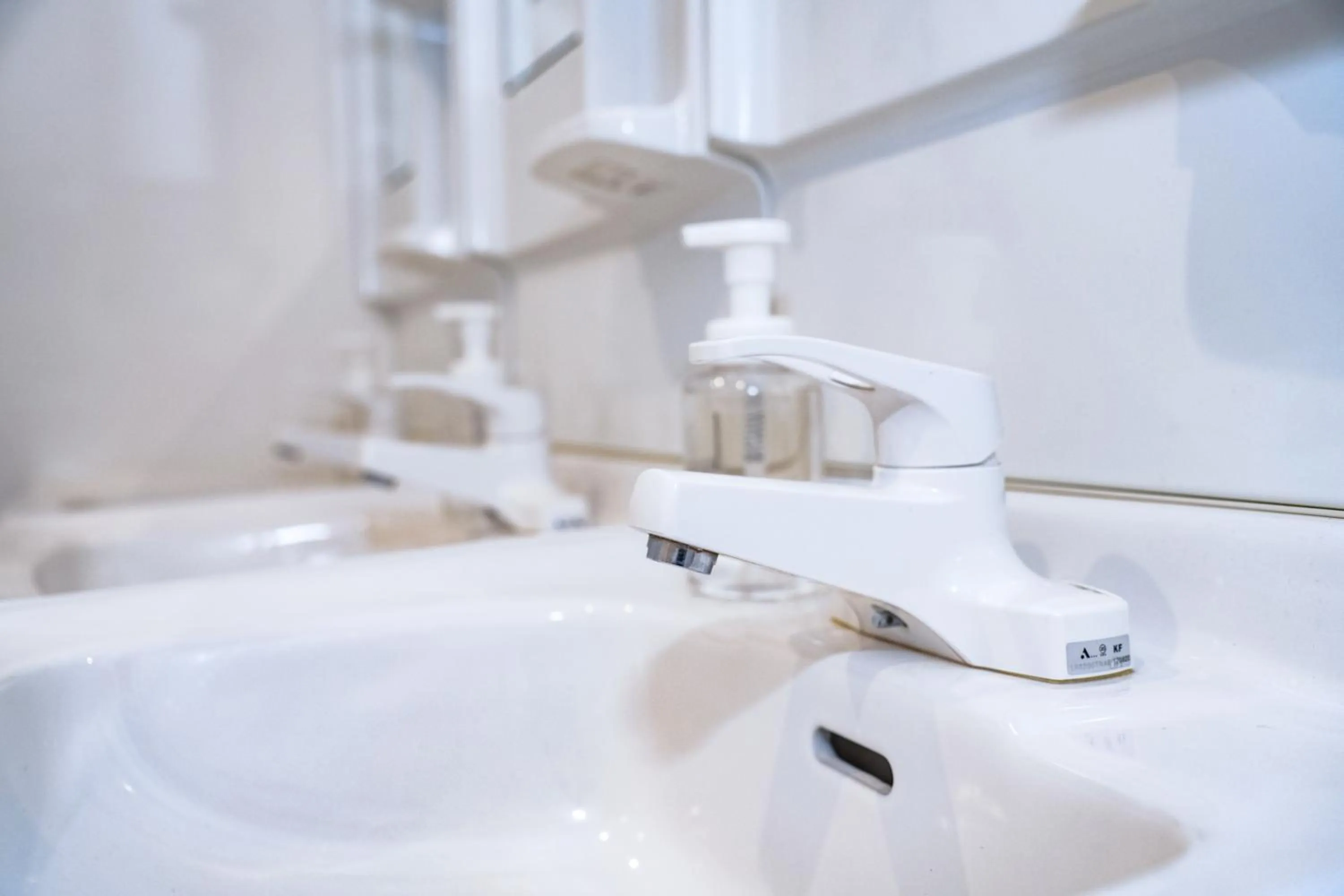 Bathroom in bnb+ Akihabara (Female Only)