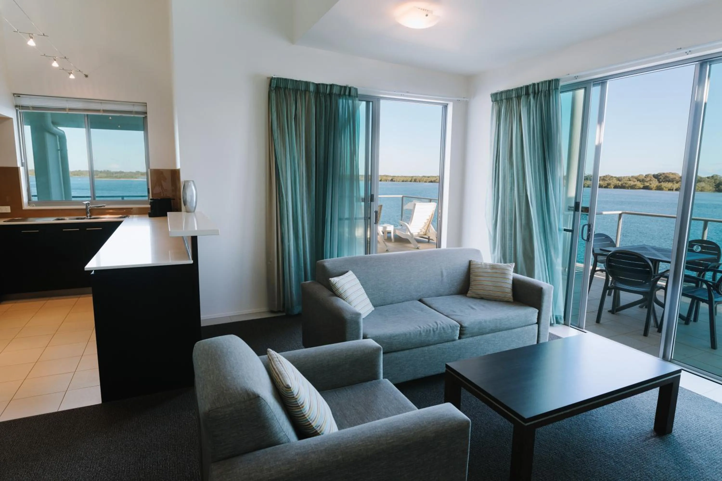 Ramada Hotel & Suites by Wyndham Ballina Byron