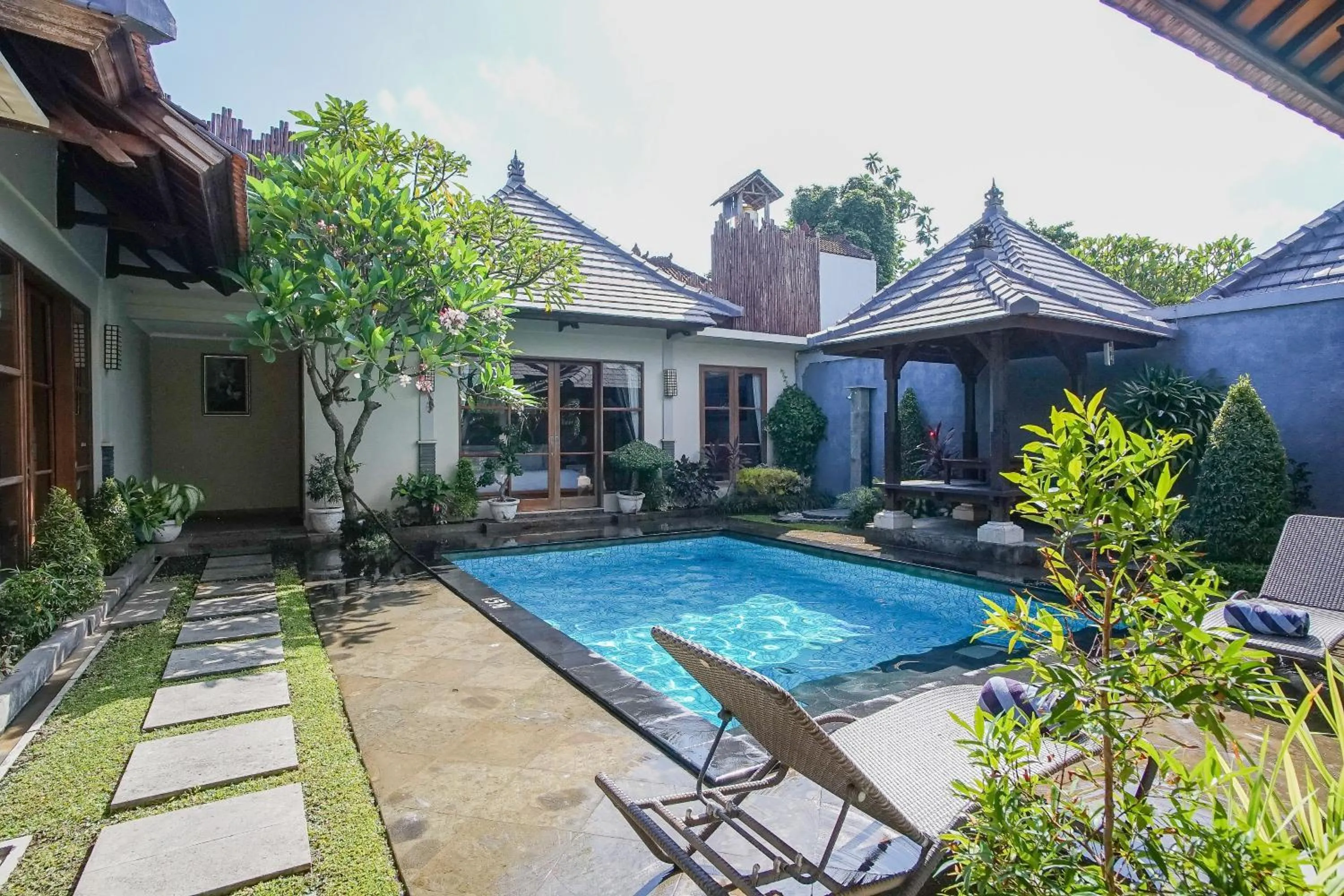 Swimming pool in Dura Villas Bali at Kerobokan