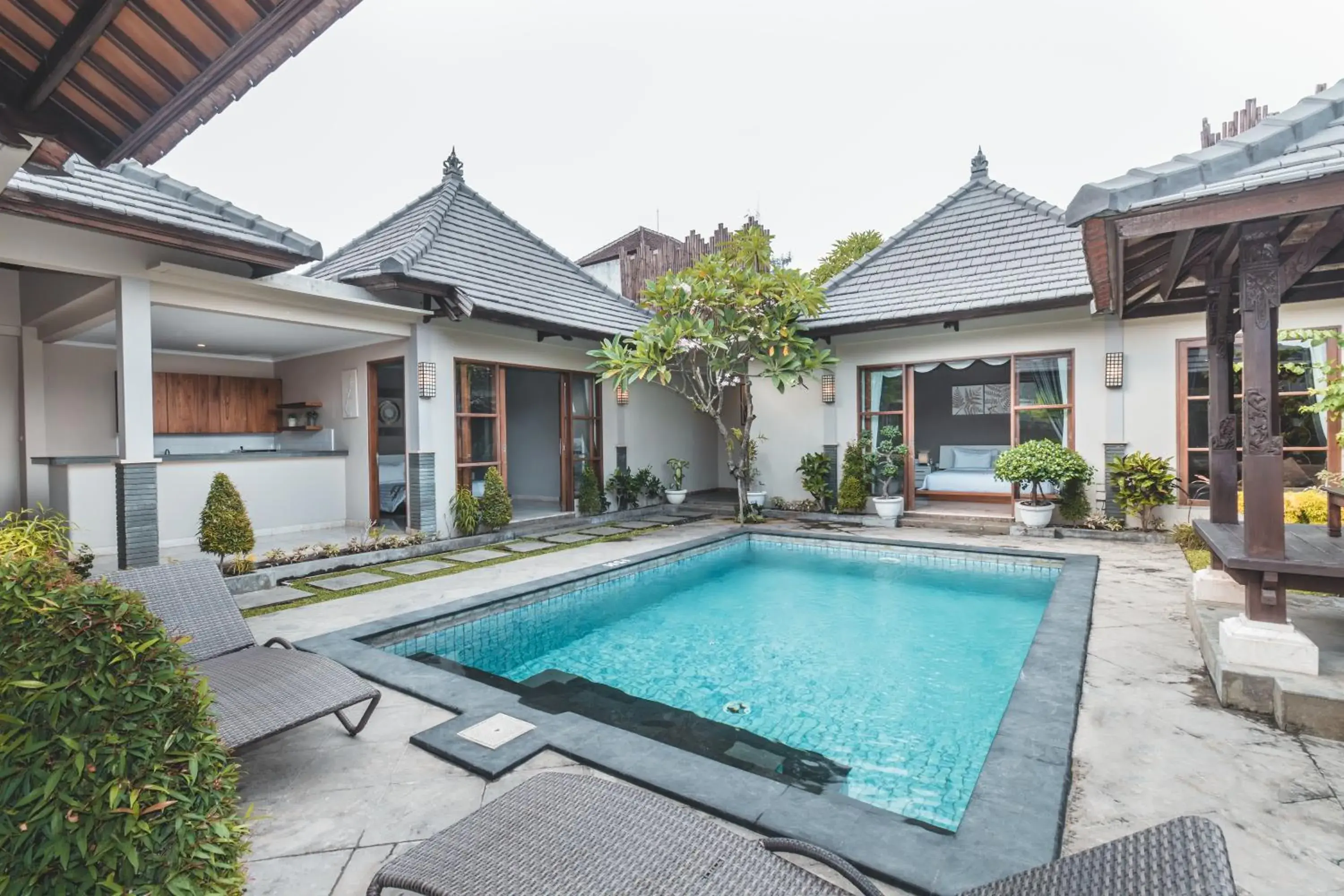 Dura Villas Bali at Kerobokan Dura Villas Bali at Kerobokan