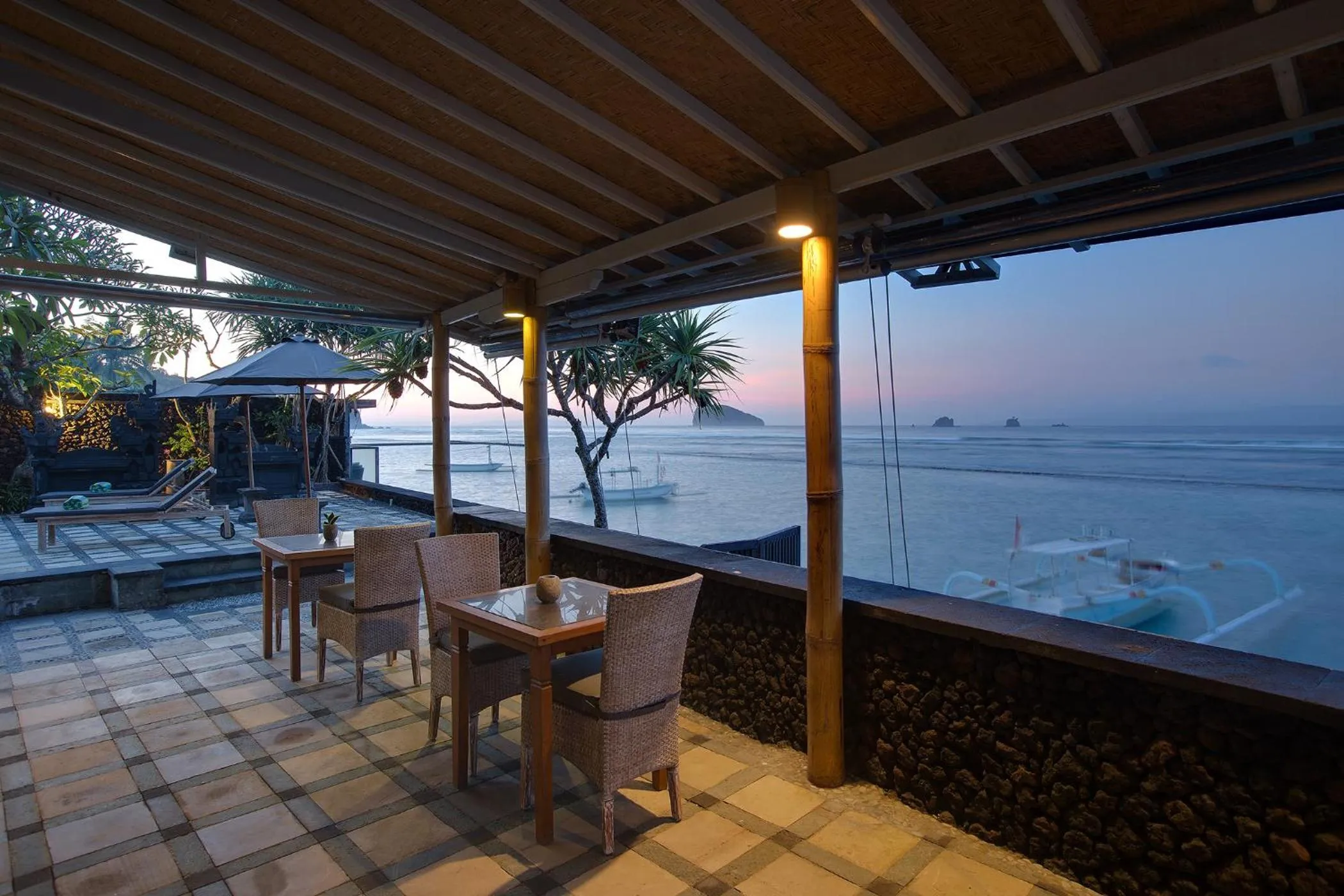 Restaurant/places to eat in Alam Candi Resort