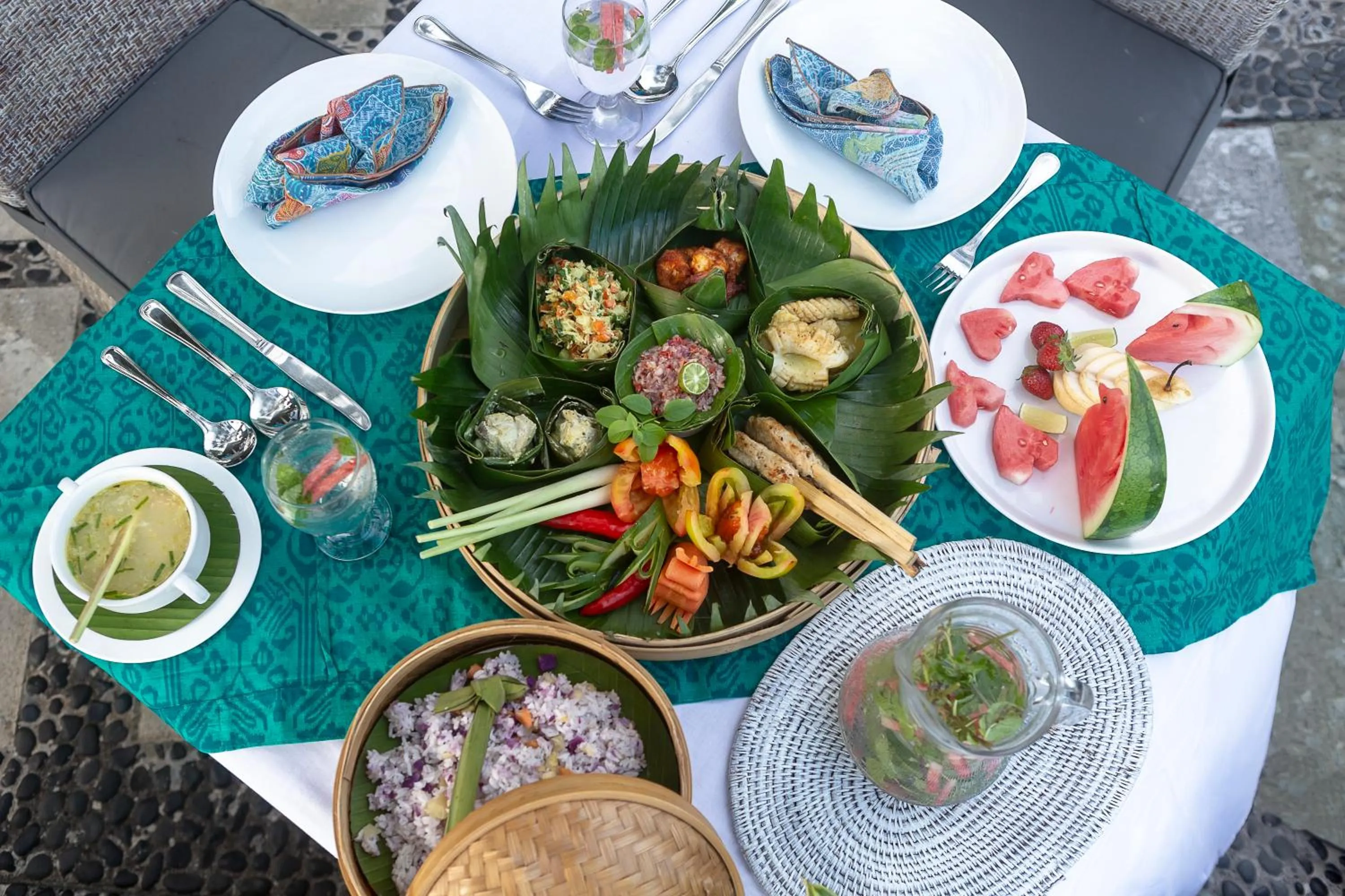 Food and drinks in Alam Candi Resort