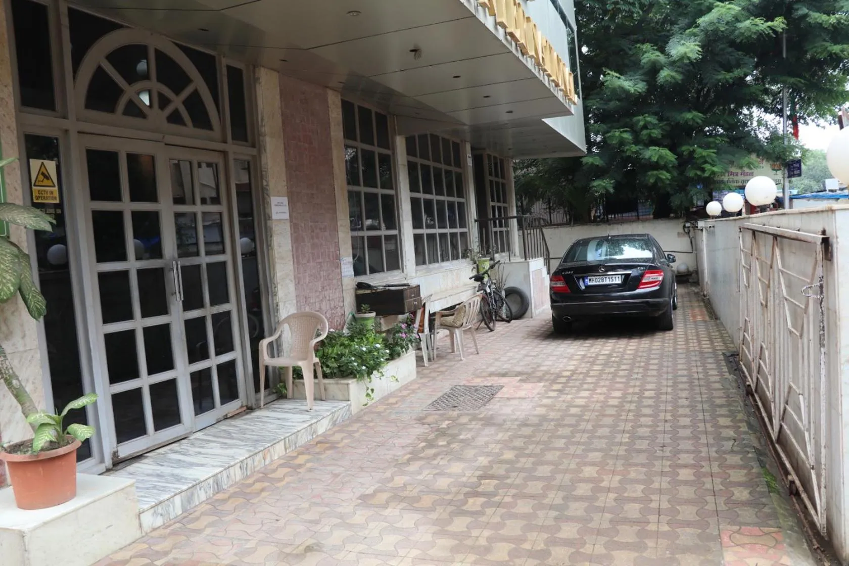 Property building in Hotel Milan International