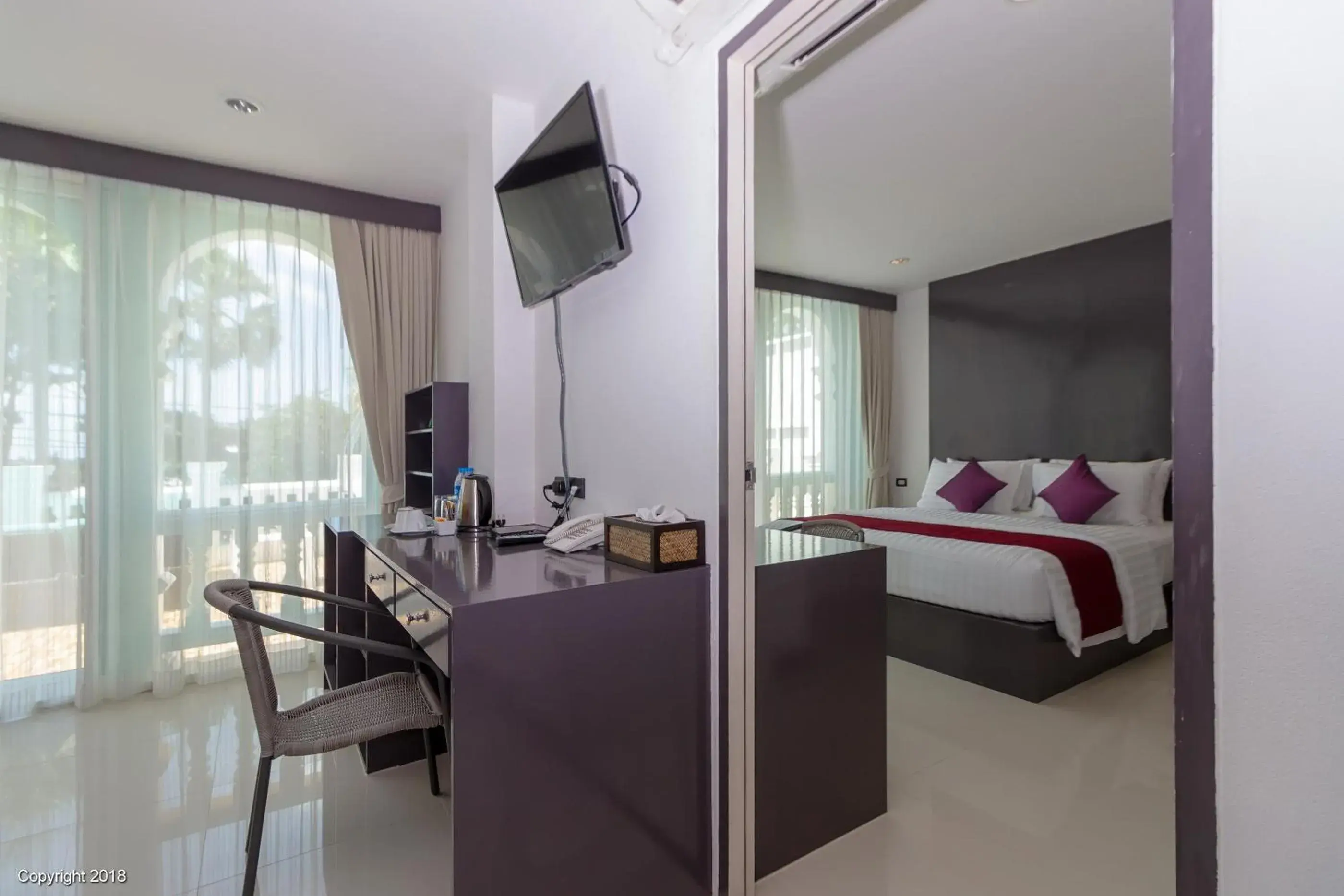 Suite with Private Pool in Modern Living Residence Suite with Private Pool in Modern Living Residence