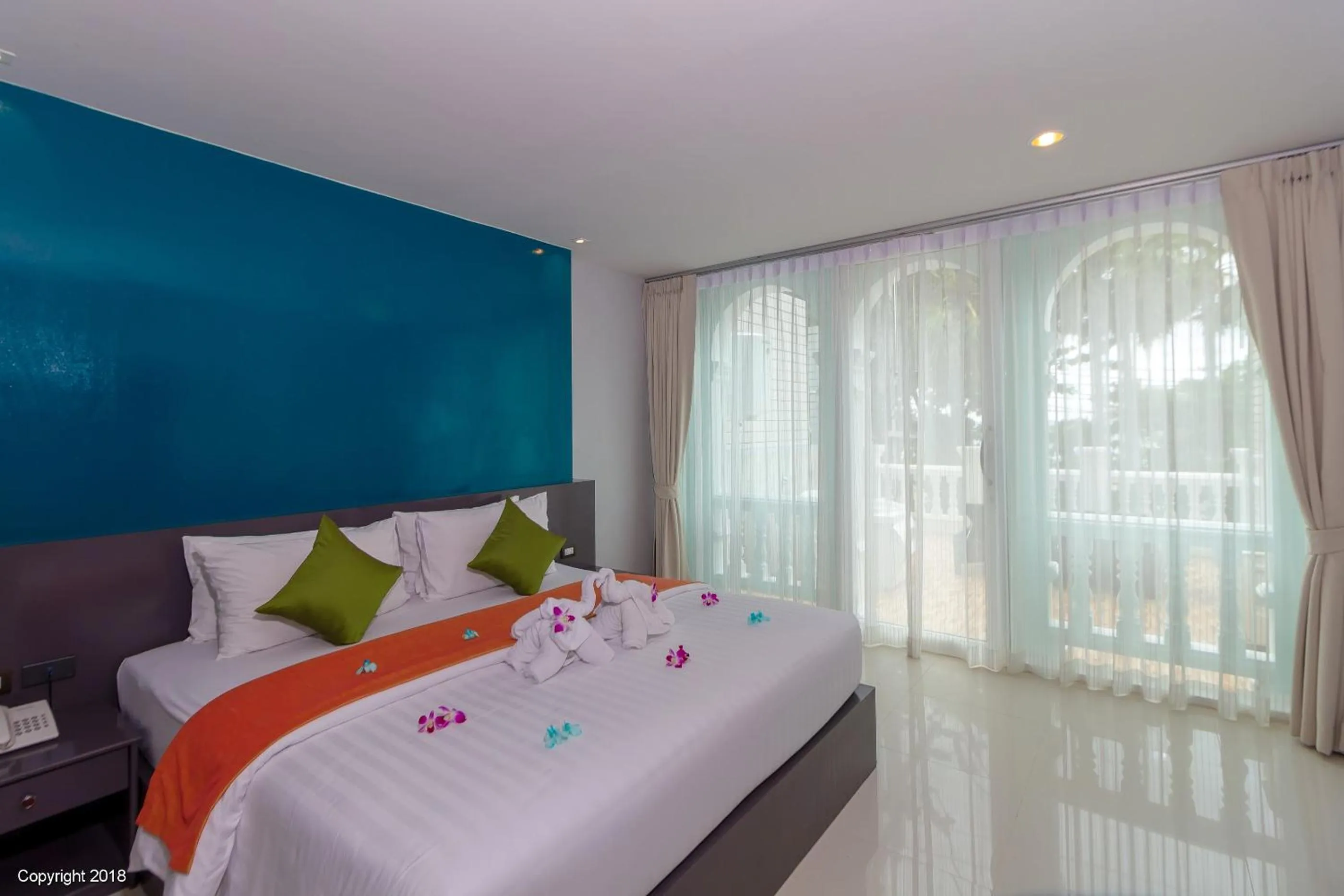 Balcony/Terrace, Bed in Modern Living Residence