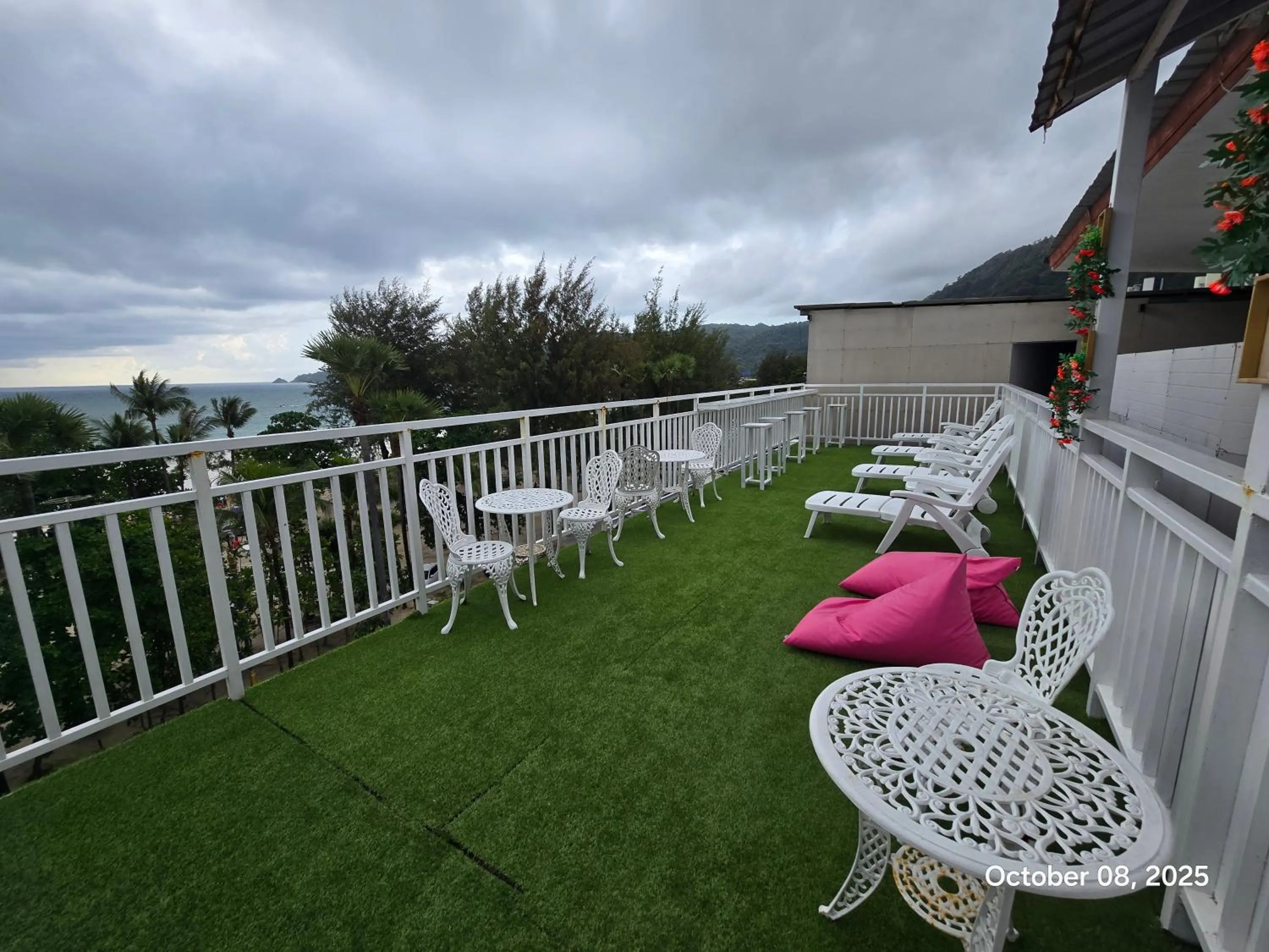 Seating area in Modern Living Residence