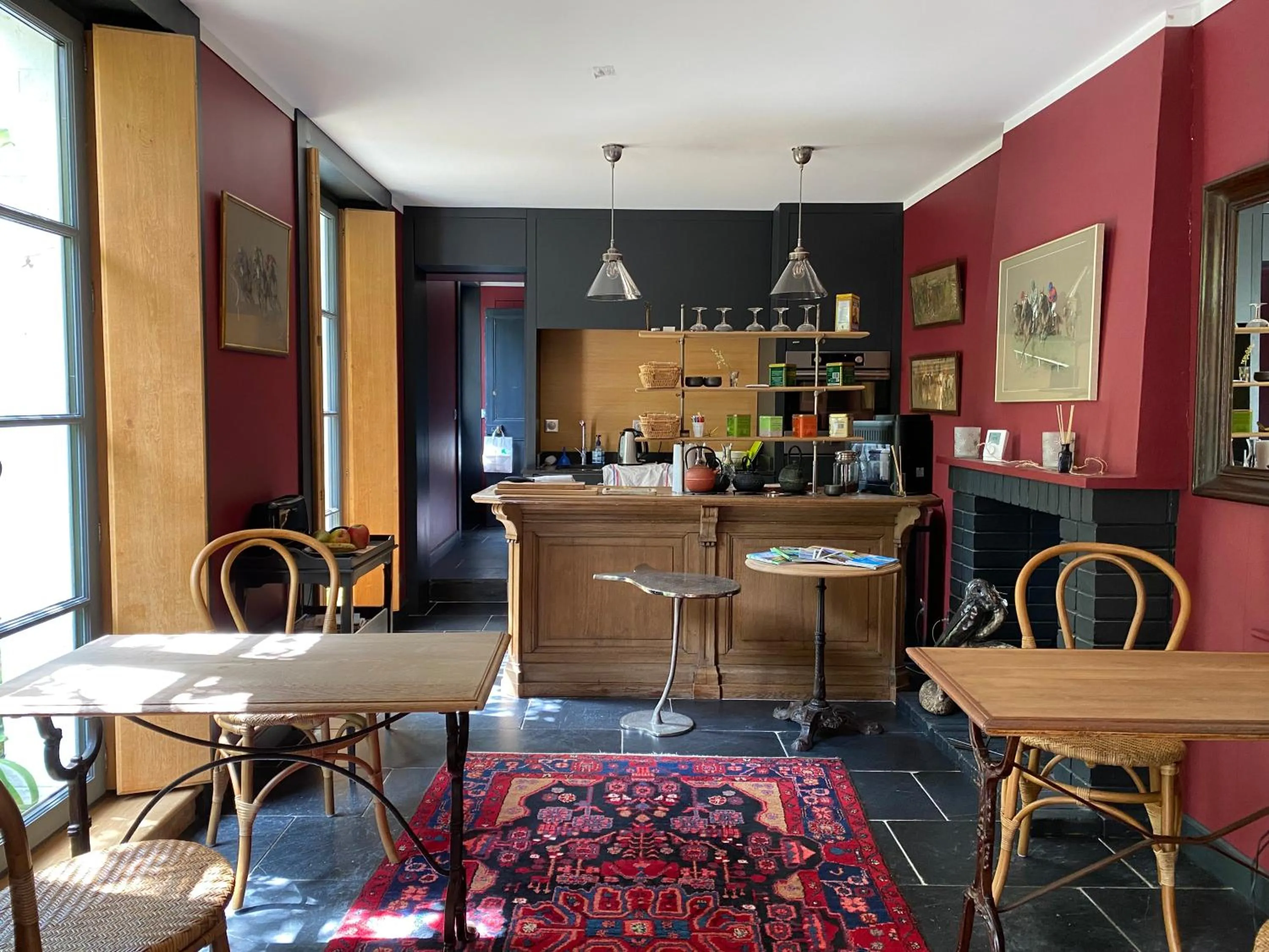 Communal kitchen in Côté Baie