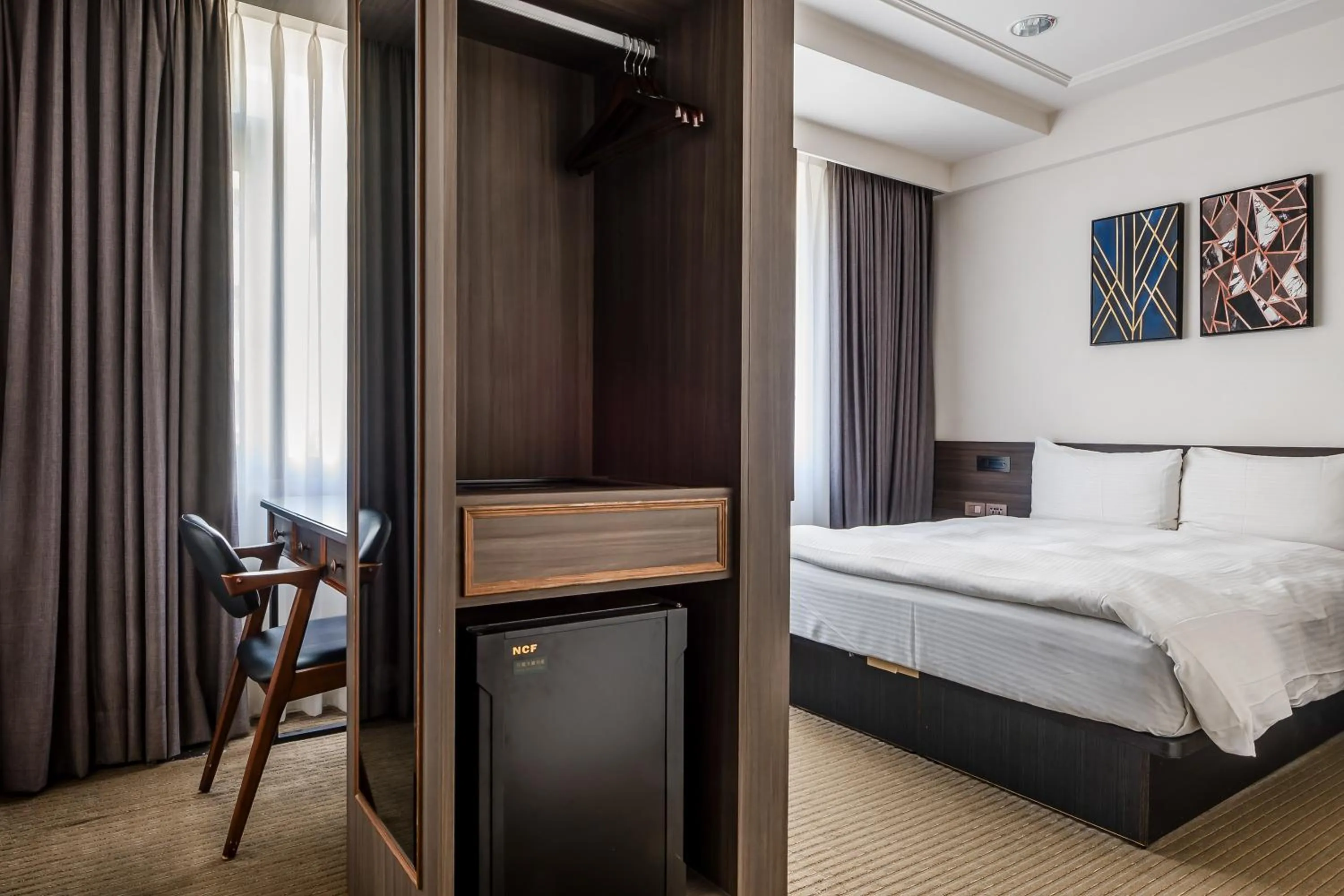 Photo of the whole room, Bed in Dream Mansion Hotel