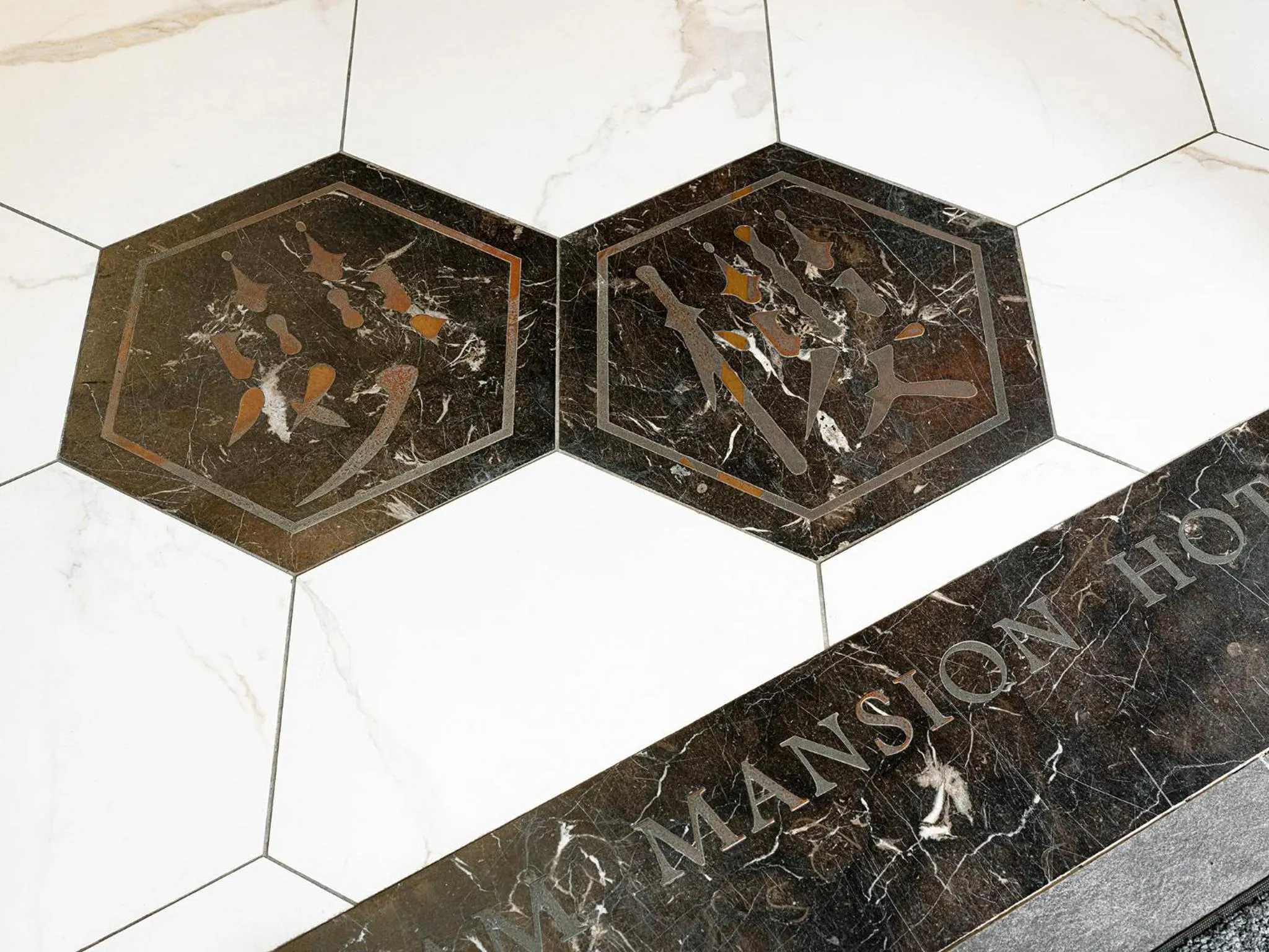 Decorative detail in Dream Mansion Hotel