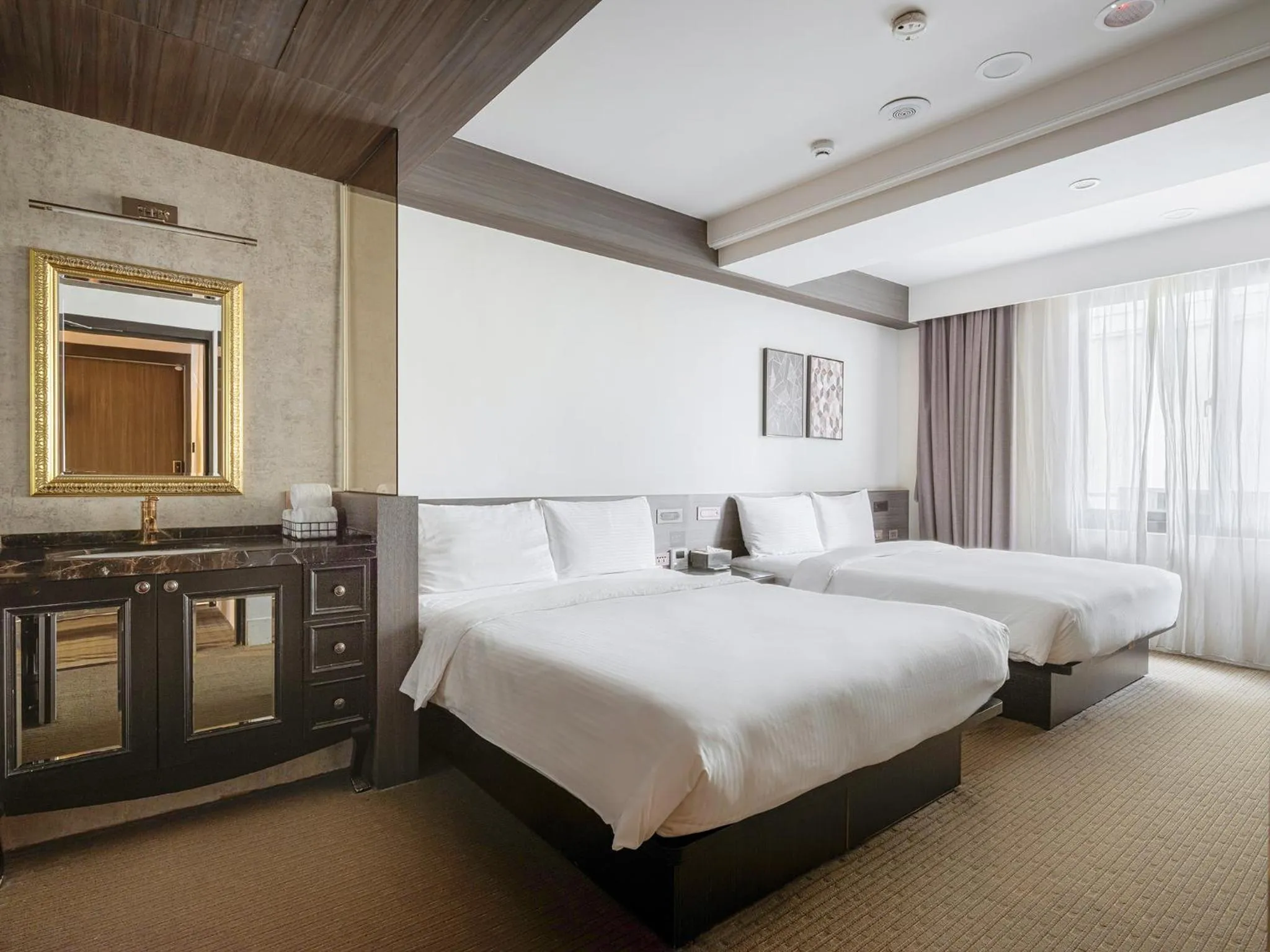 Photo of the whole room, Bed in Dream Mansion Hotel