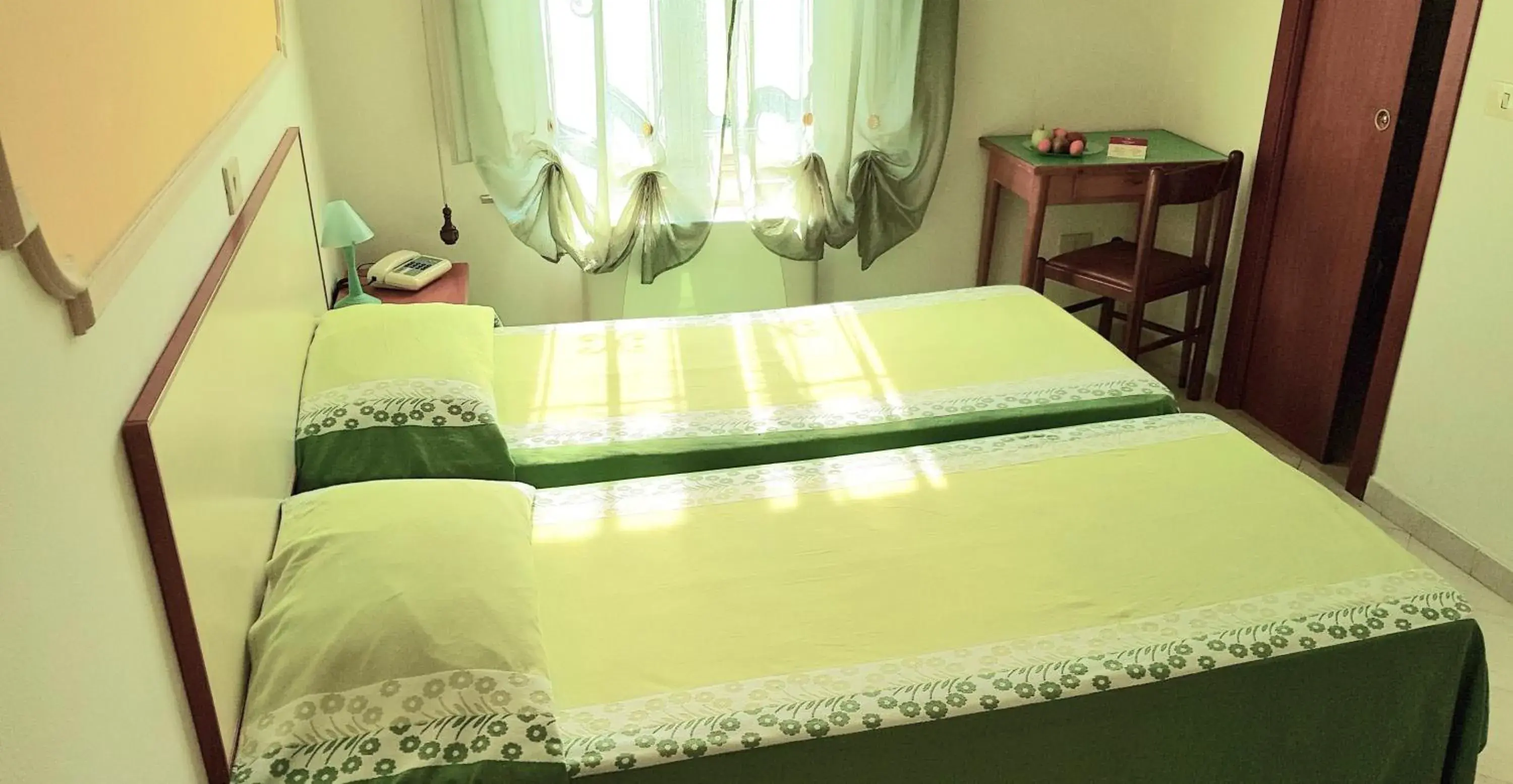 Economy Double or Twin Room in Albergo Natucci Economy Double or Twin Room in Albergo Natucci