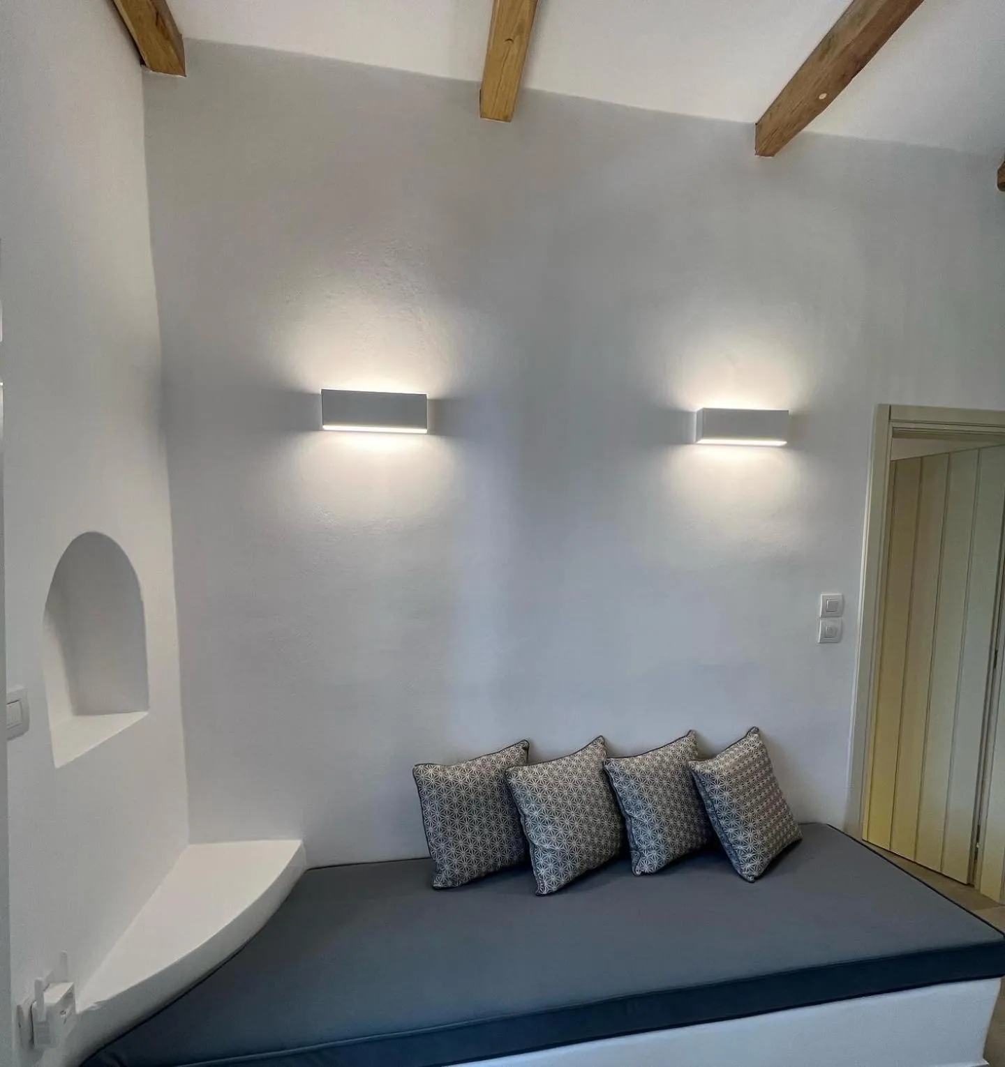 Bed in Alidian bay Suites Leros