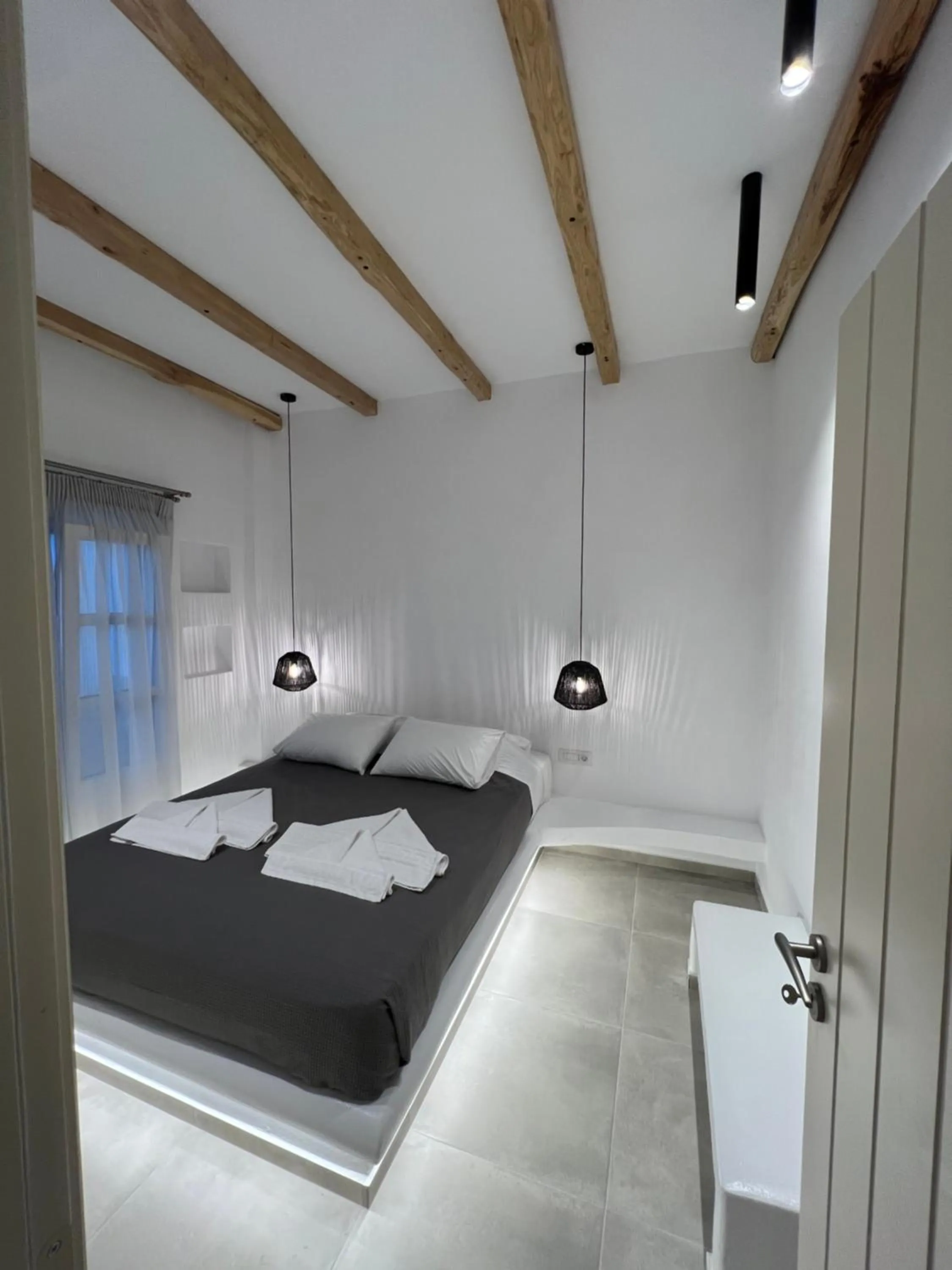 Bed in Alidian bay Suites Leros