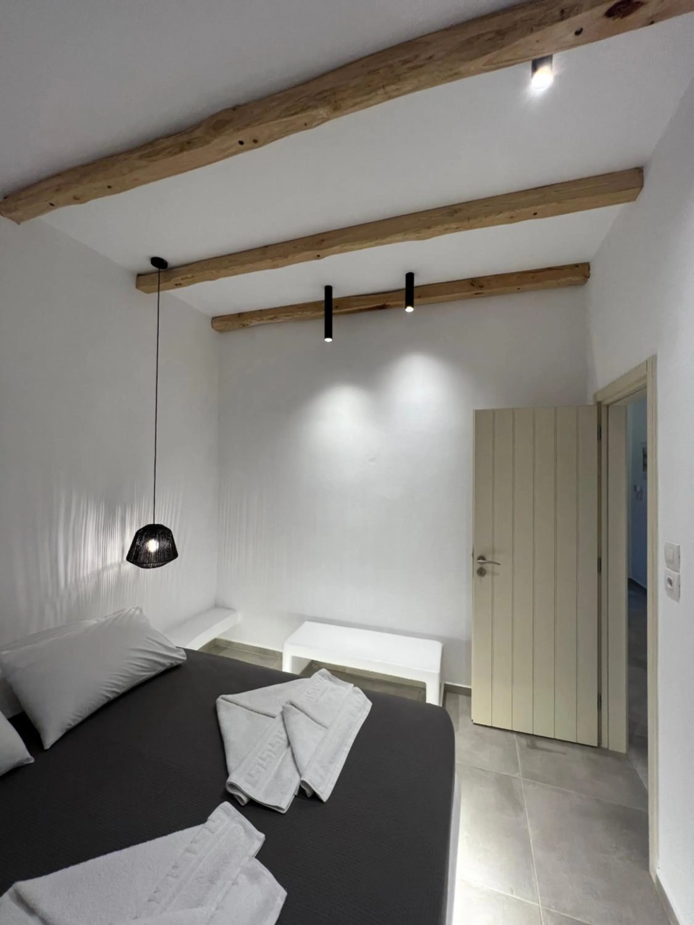 Bed in Alidian bay Suites Leros