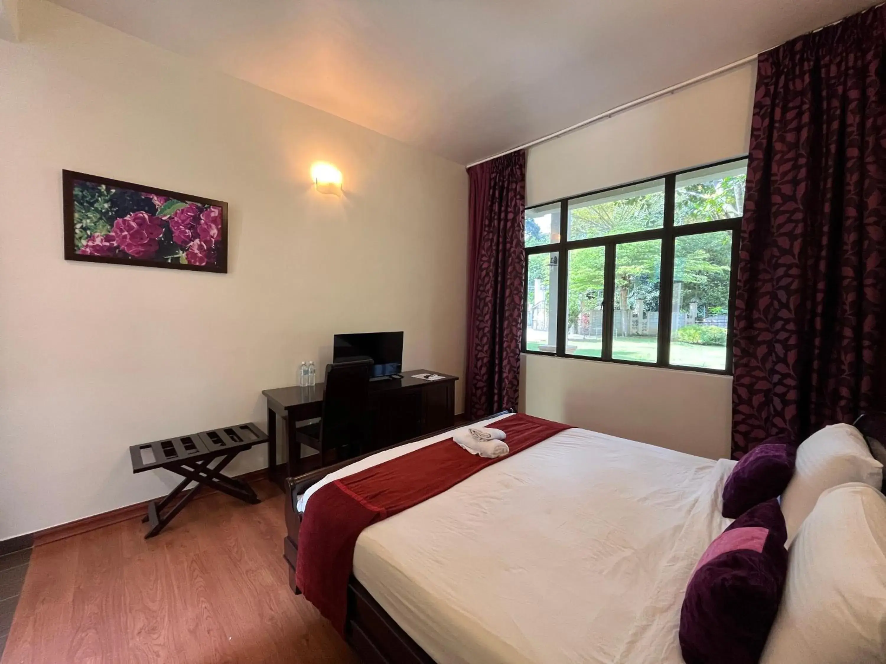 Deluxe King Room in ēRYA by SURIA Janda Baik Deluxe King Room in ēRYA by SURIA Janda Baik