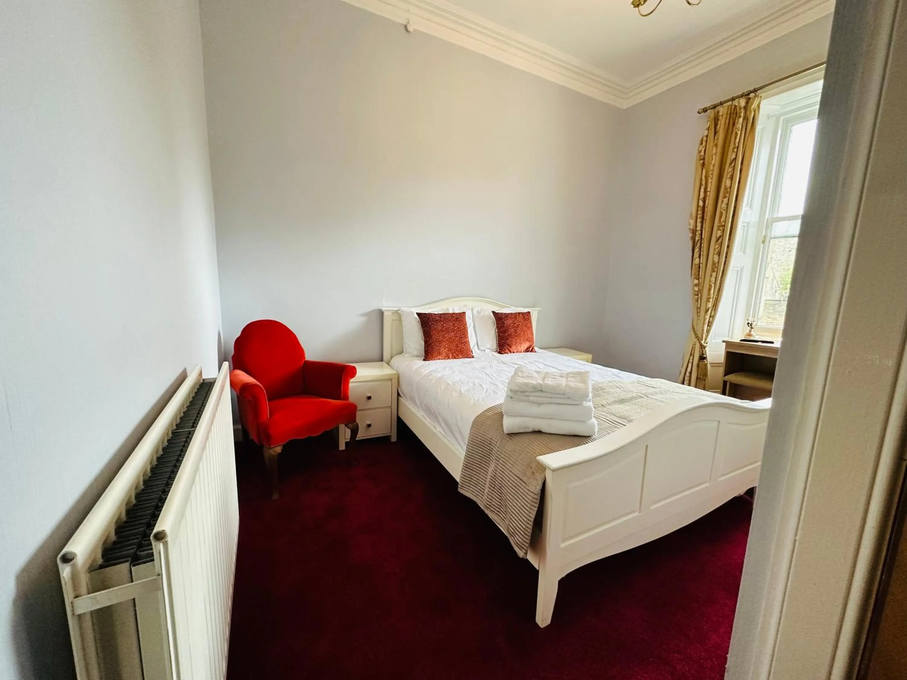 Bed in Abbotsford Guest House