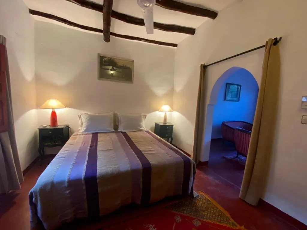 Bed in Relais Esmeralda