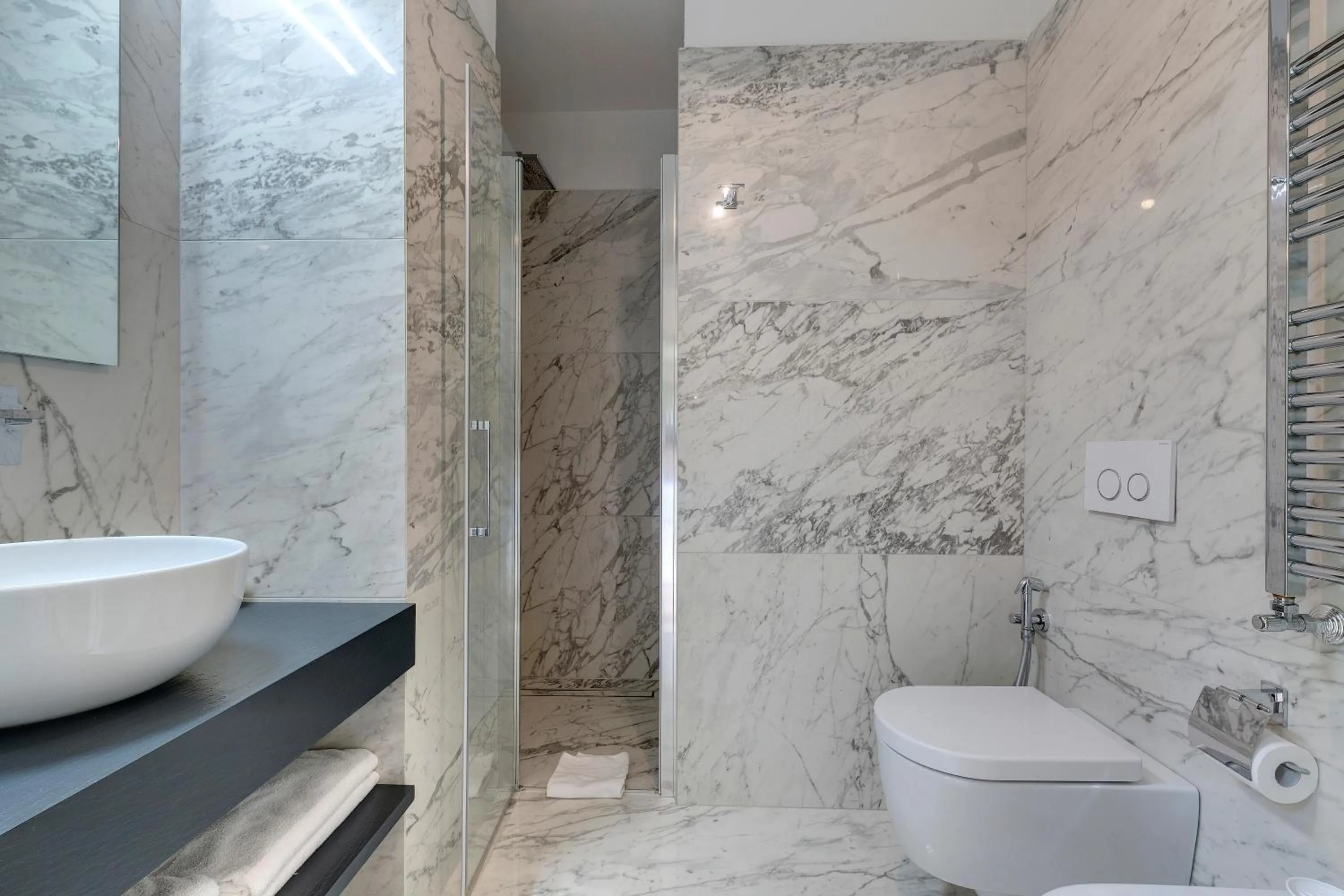 Shower in Locanda Senio