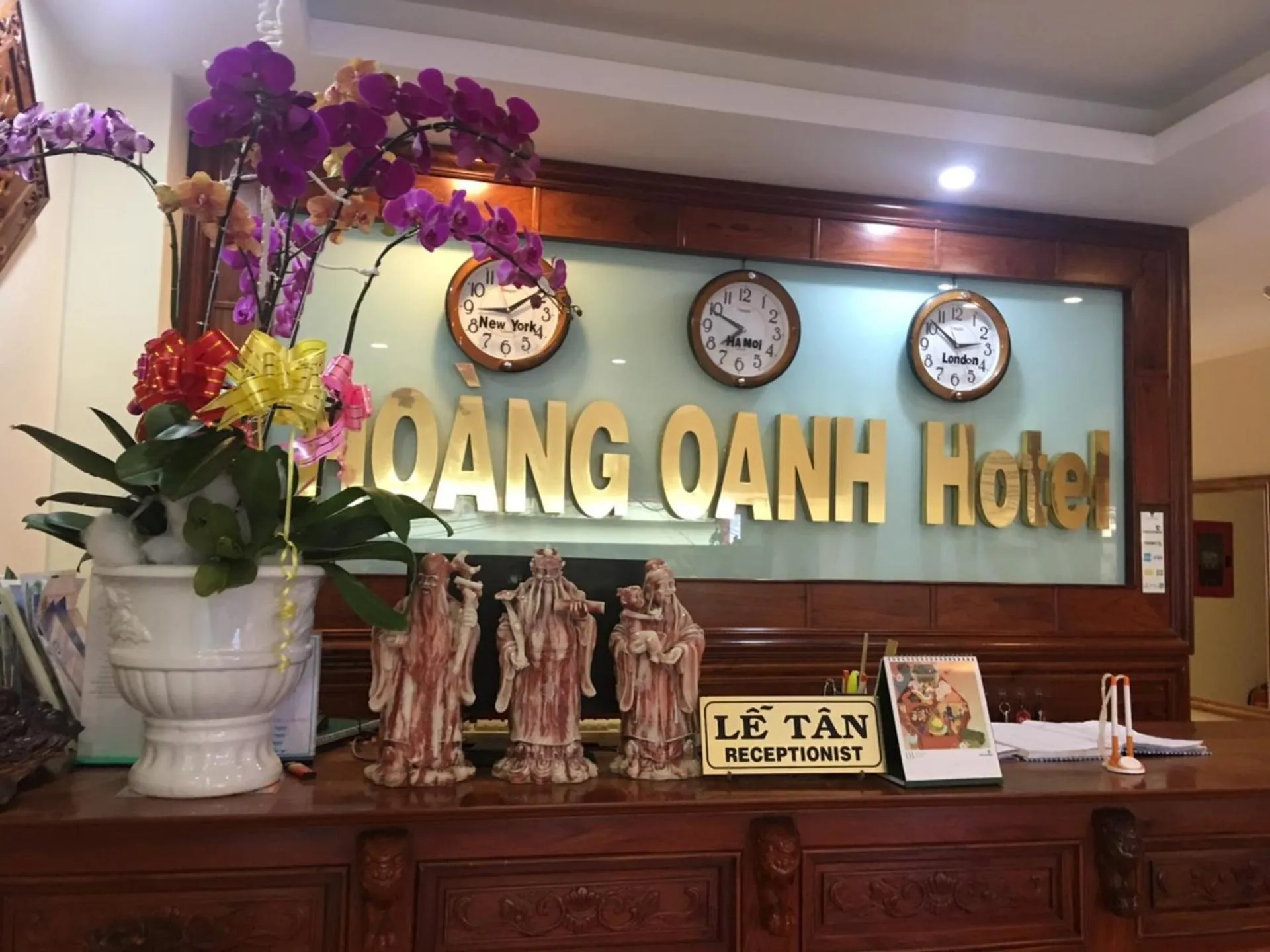 Property building in Hoang Oanh Hotel