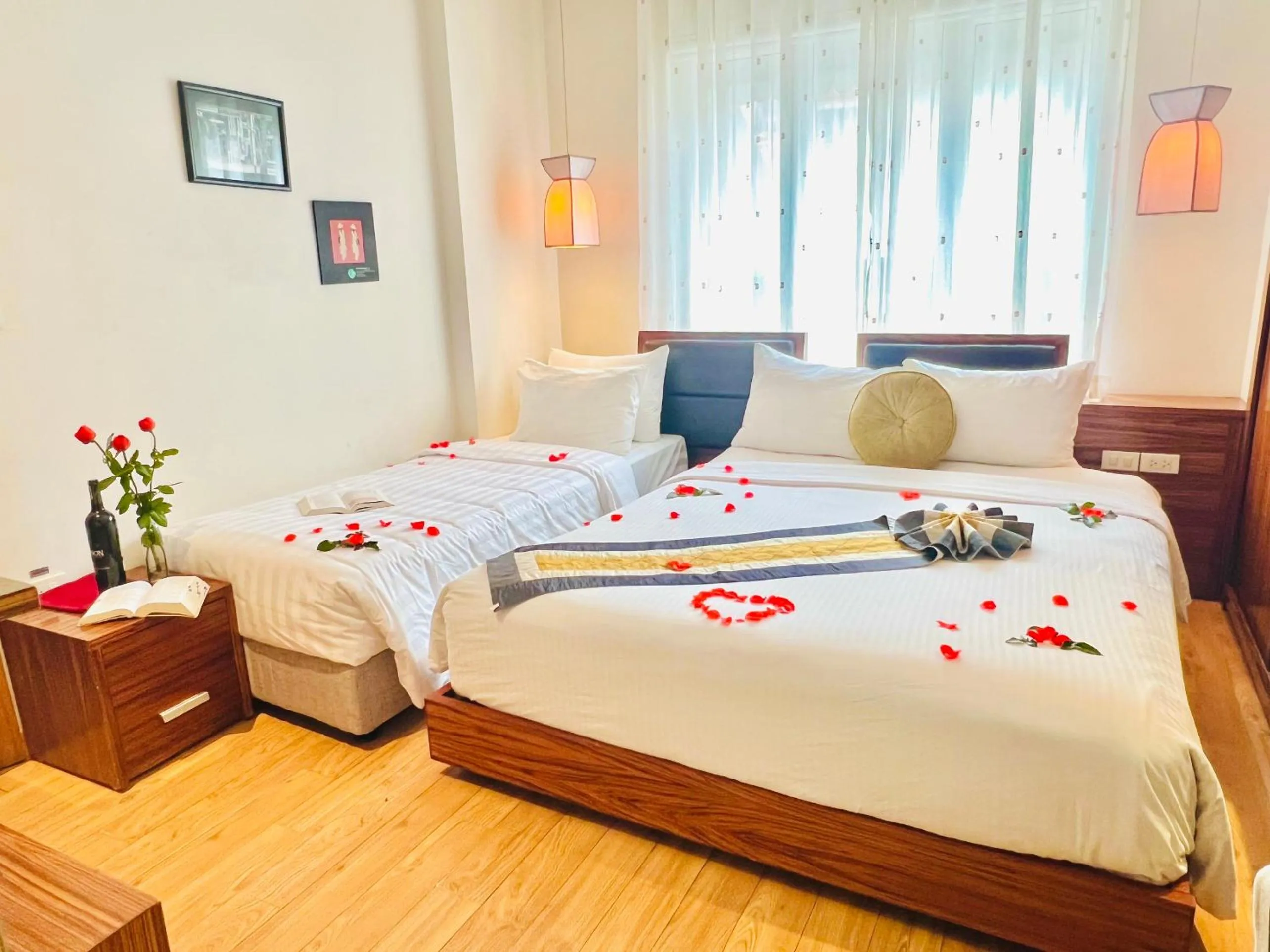 Bed in Elite Central Hotel Hanoi