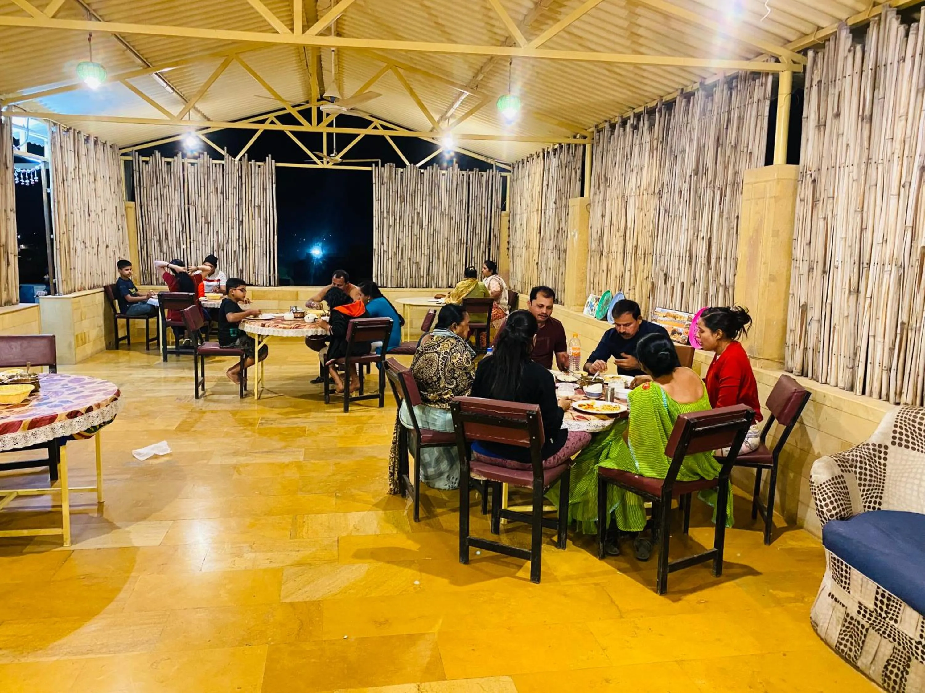 Dining area in Wonbin Safari Jaisalmer