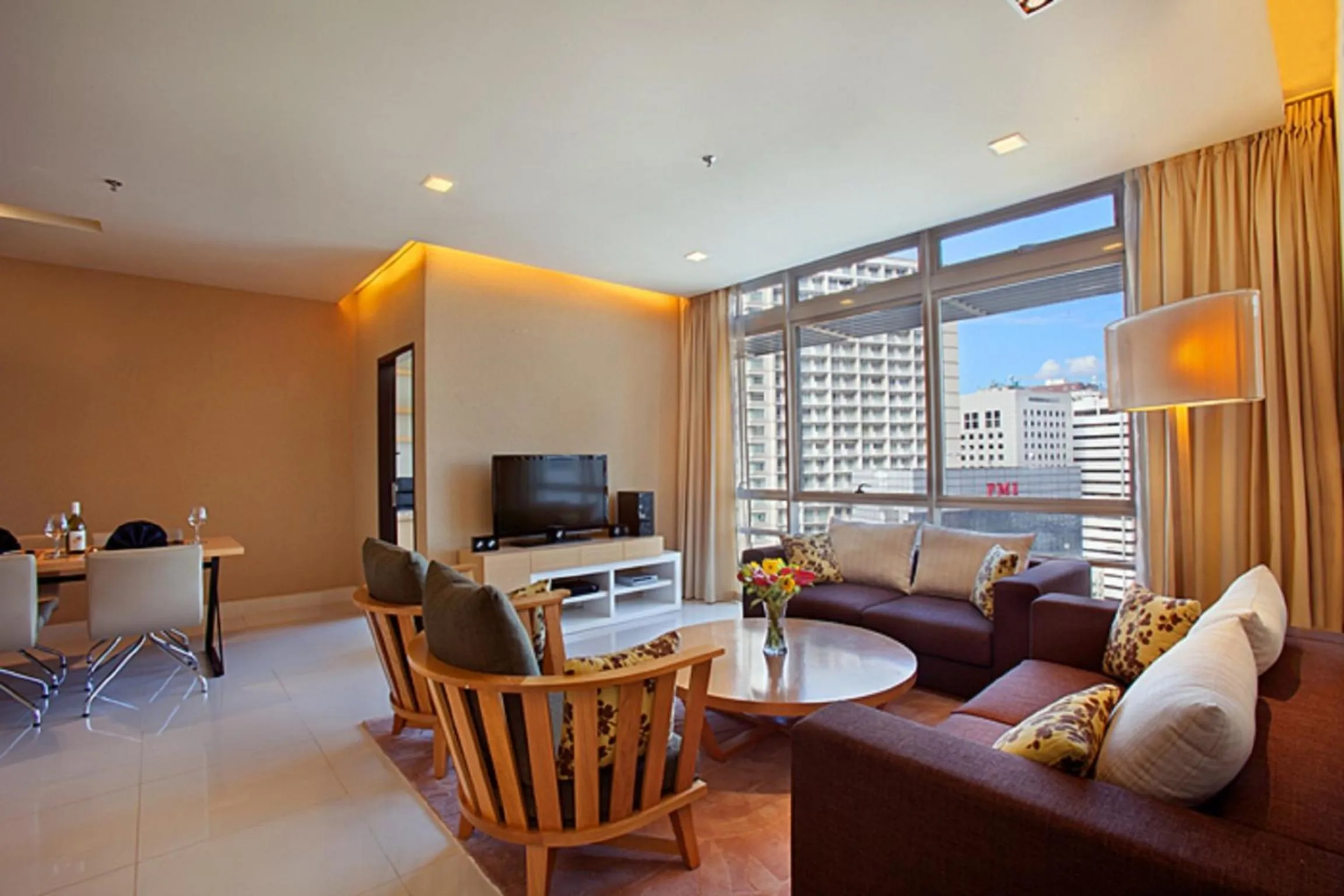 TV and multimedia in PARKROYAL Serviced Suites Kuala Lumpur
