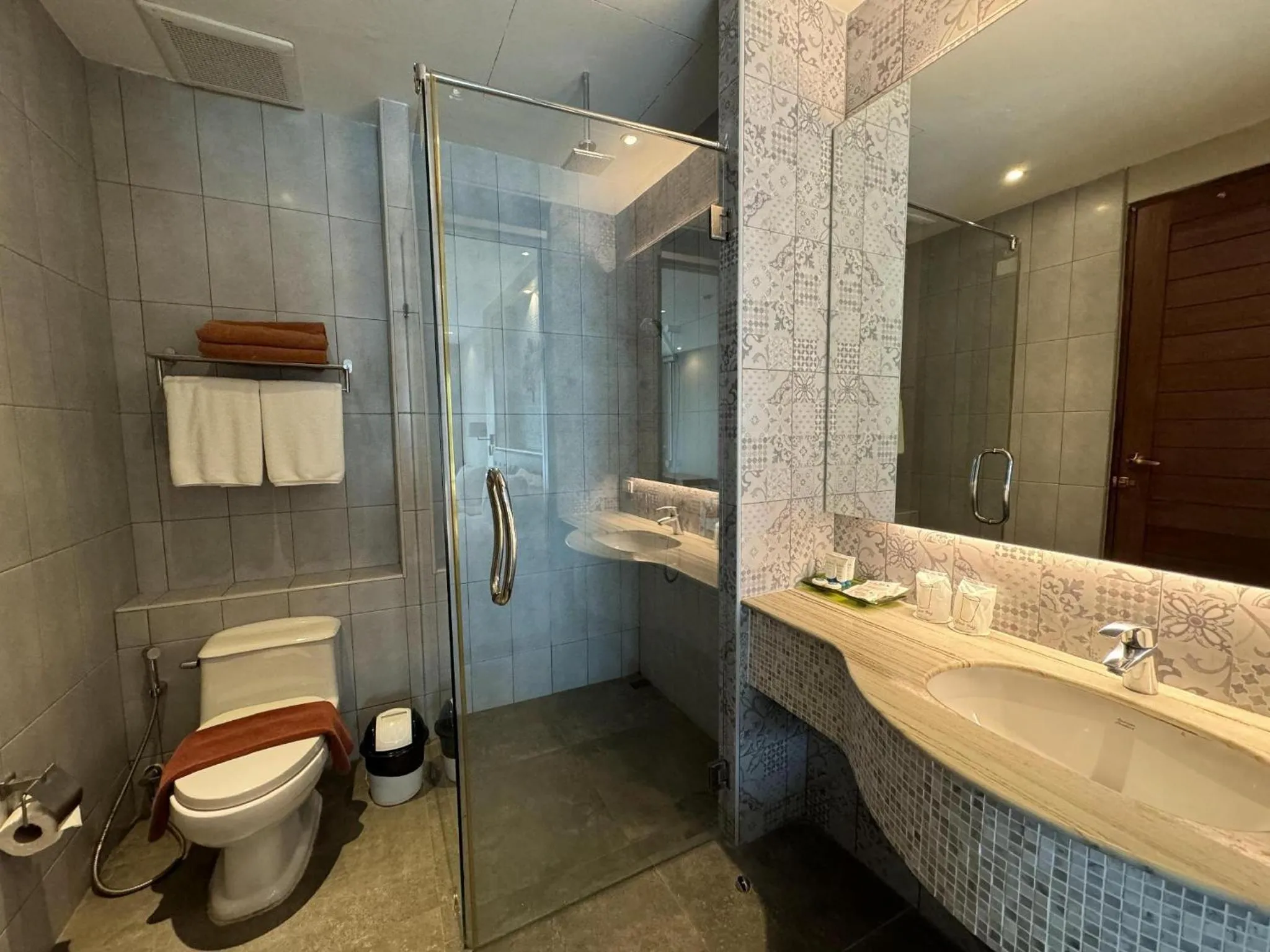 Shower in La Isla Pranburi Beach Resort