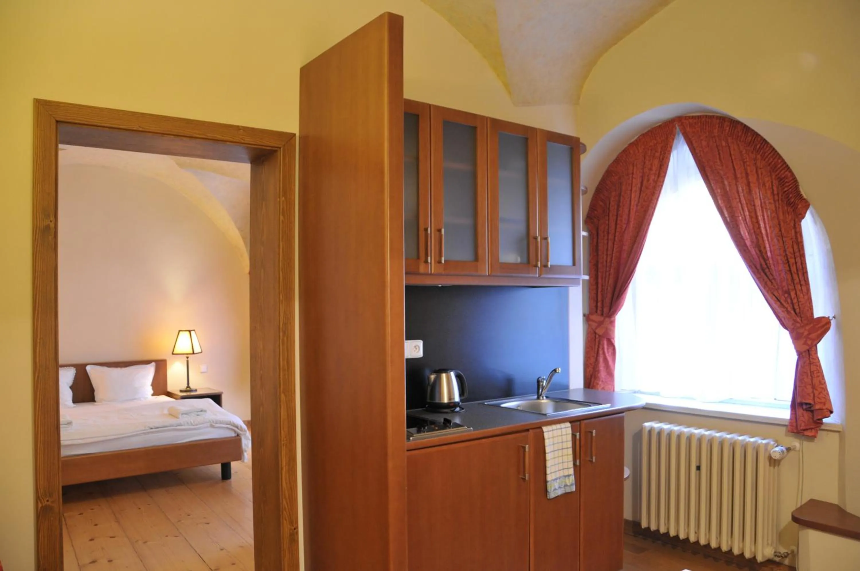 Kitchen or kitchenette, Bed in Residence Thunovska
