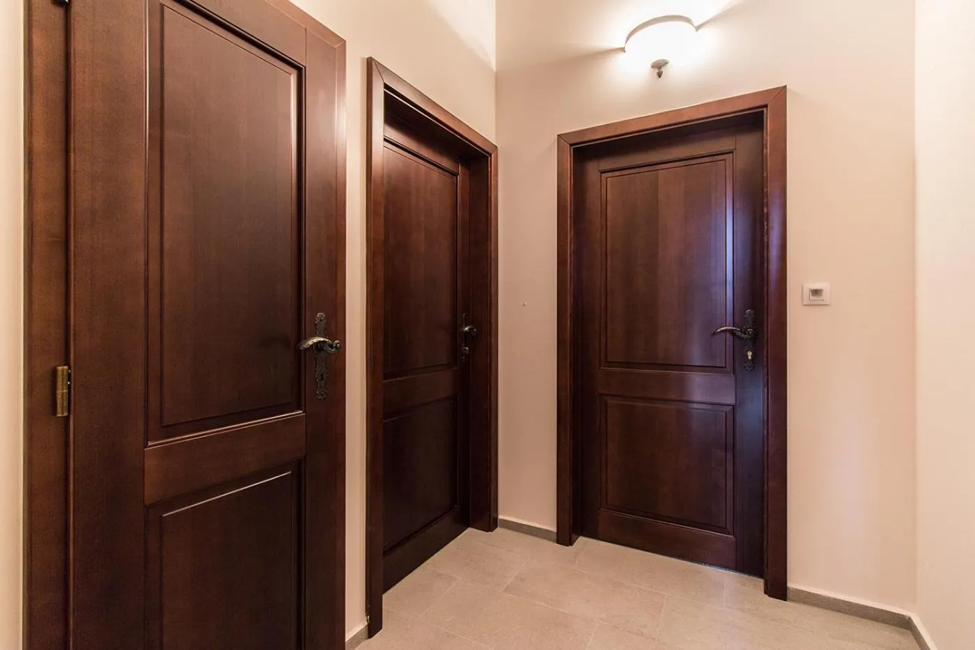 Area and facilities in Residence Thunovska