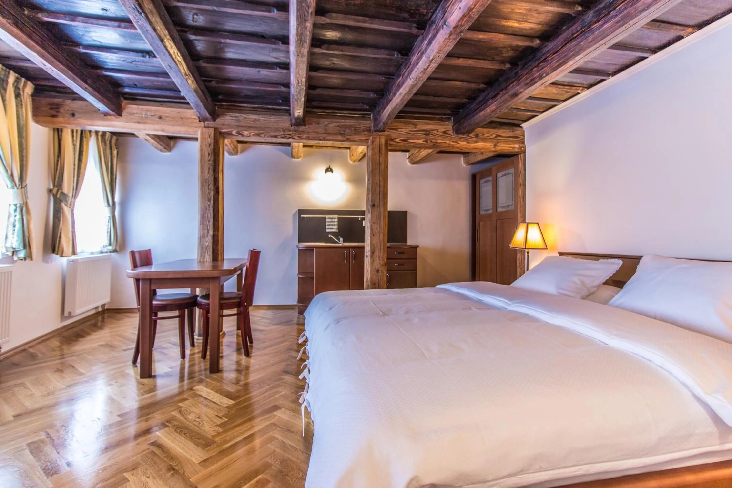 Bedroom, Bed in Residence Thunovska