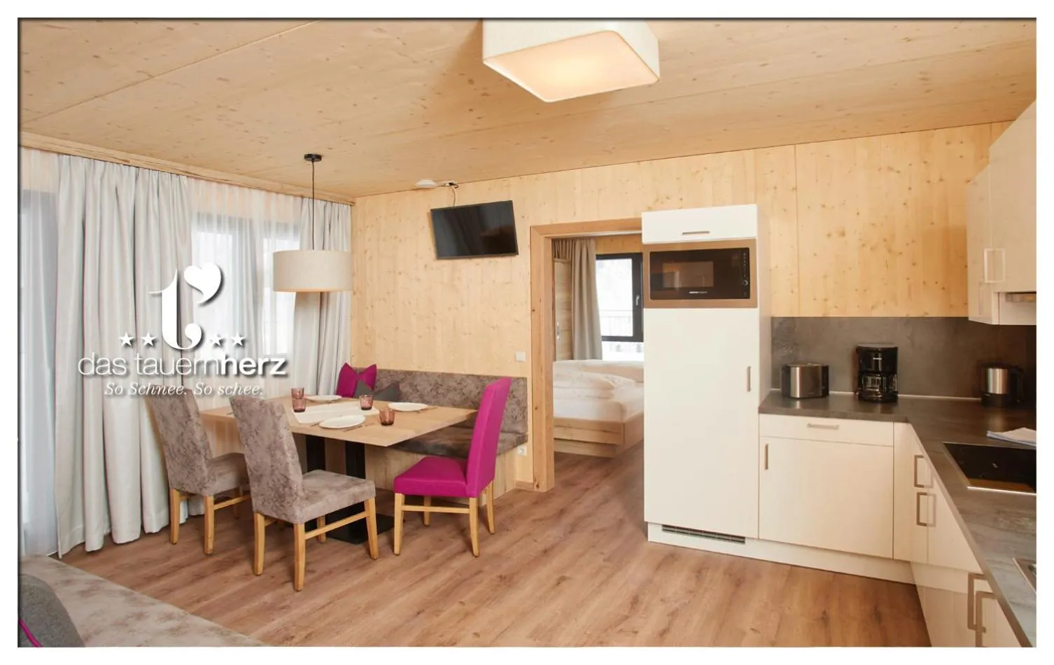 Coffee/tea facilities in Das Tauernherz