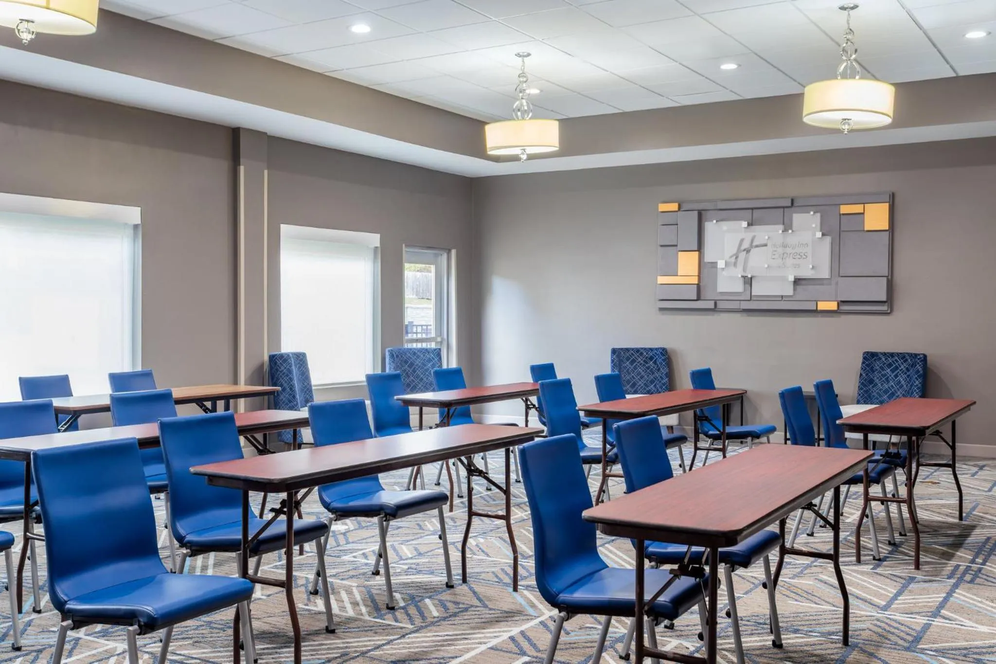 Meeting/conference room in Holiday Inn Express & Suites Memphis Arpt Elvis Presley Blv by IHG