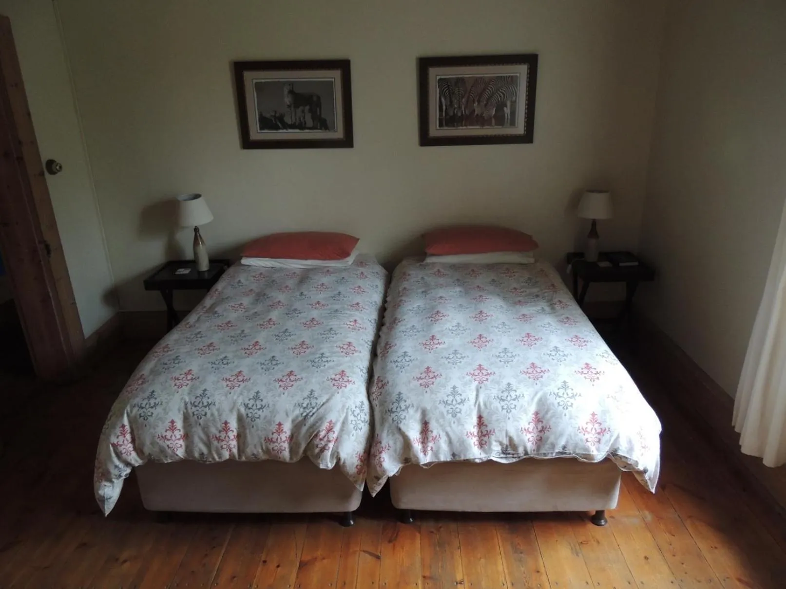 Bed in Wegkomkans B&B
