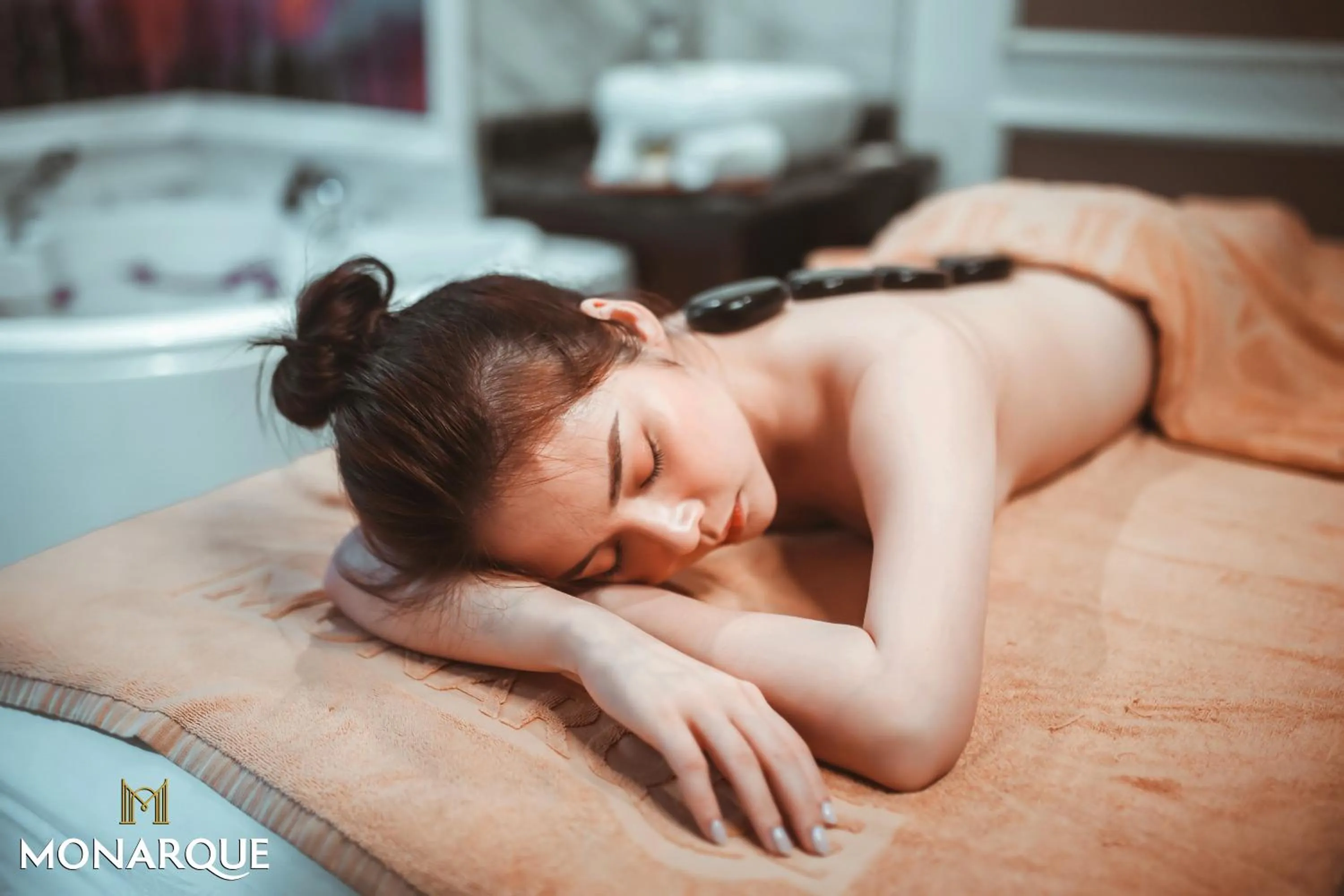 Massage in Monarque Hotel Danang
