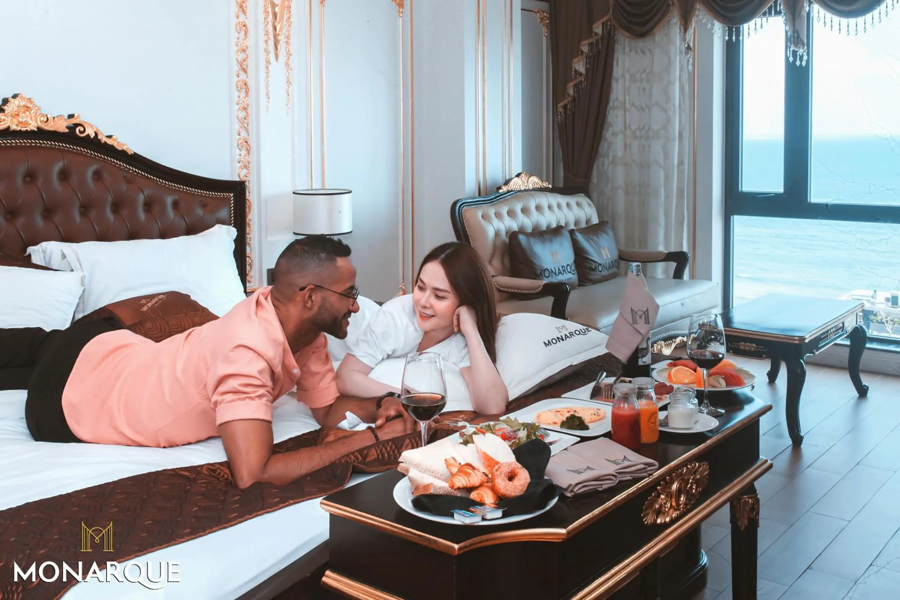 Sea view, Bed in Monarque Hotel Danang