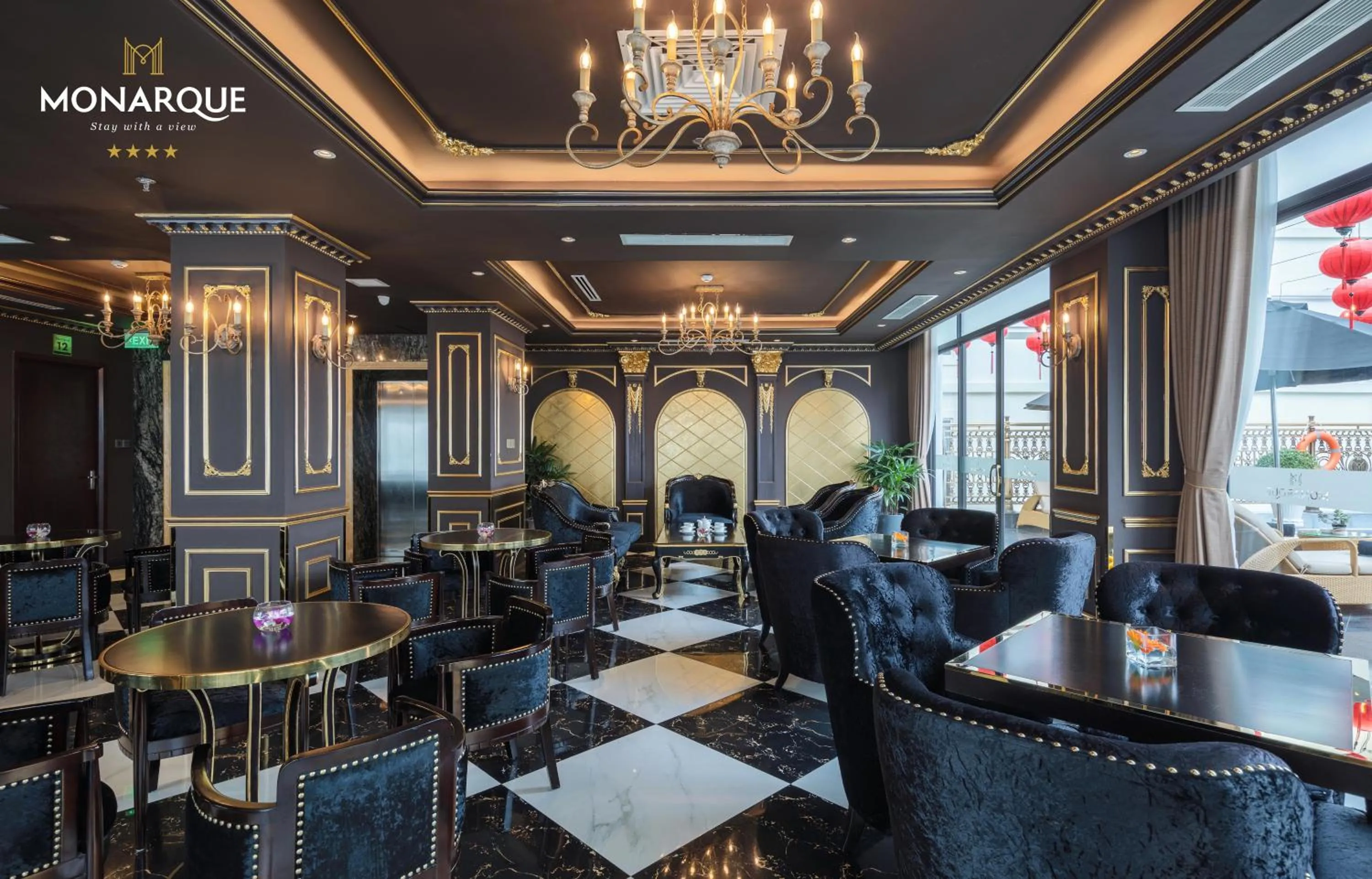 Lounge or bar in Monarque Hotel Danang