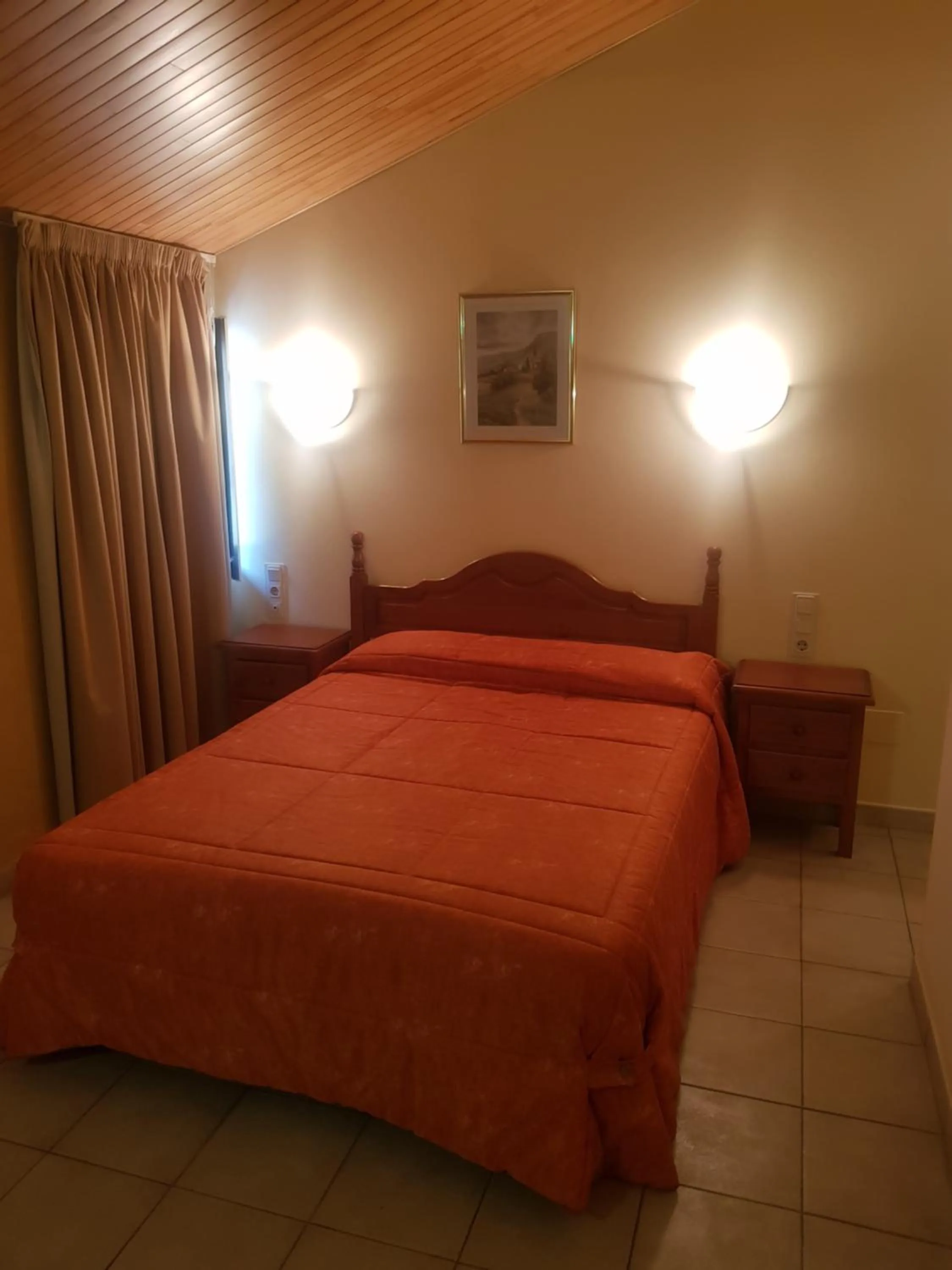 Bedroom, Bed in Hotel Sucara