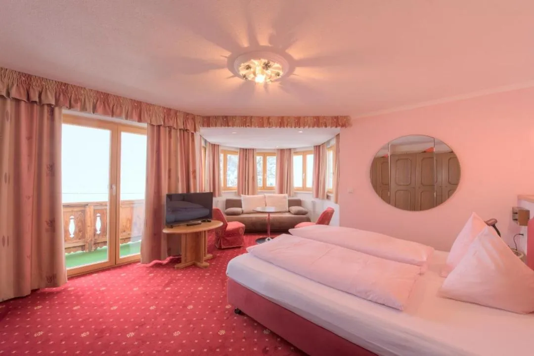 Bed in Hotel Olympia