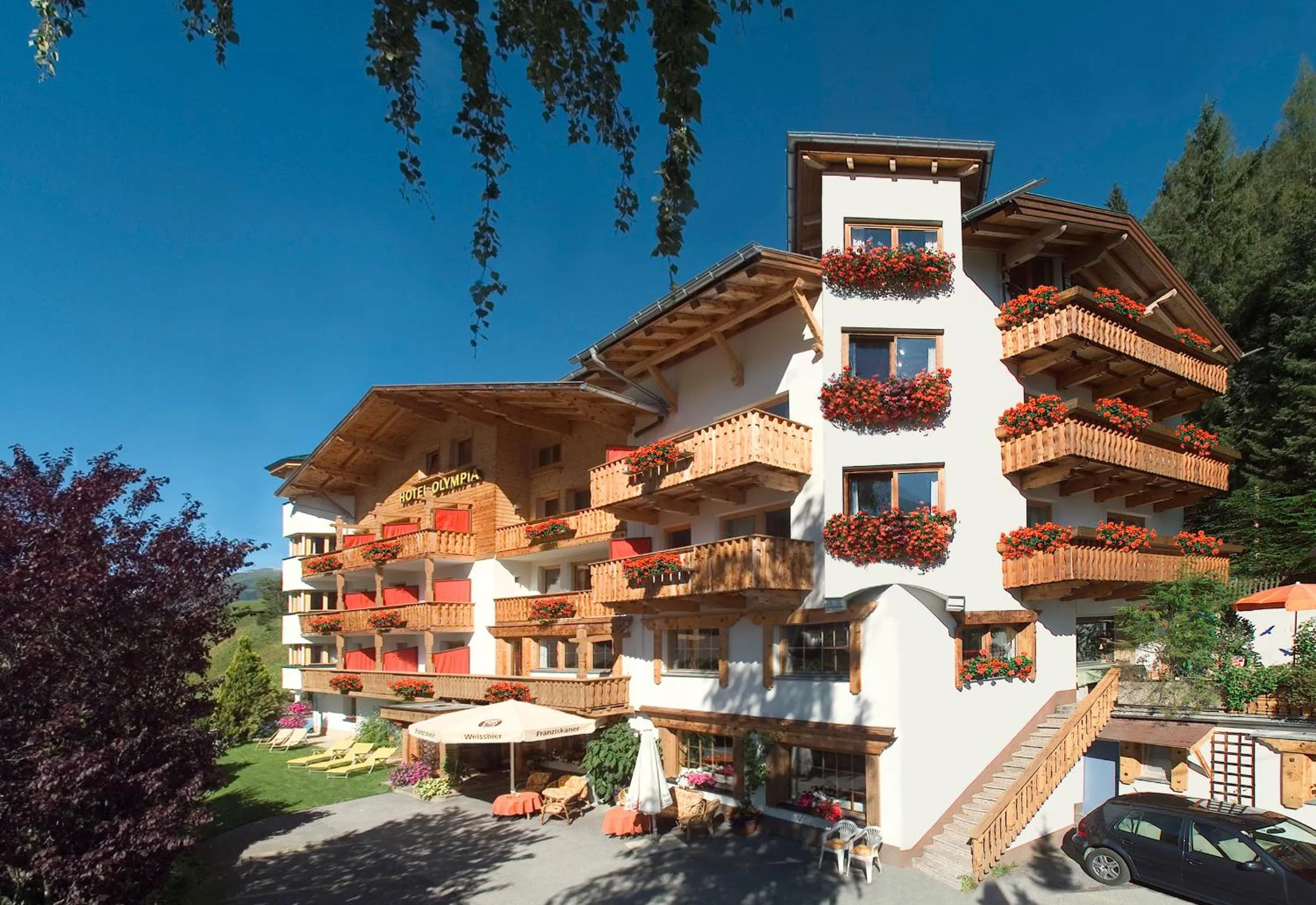 Property building in Hotel Olympia