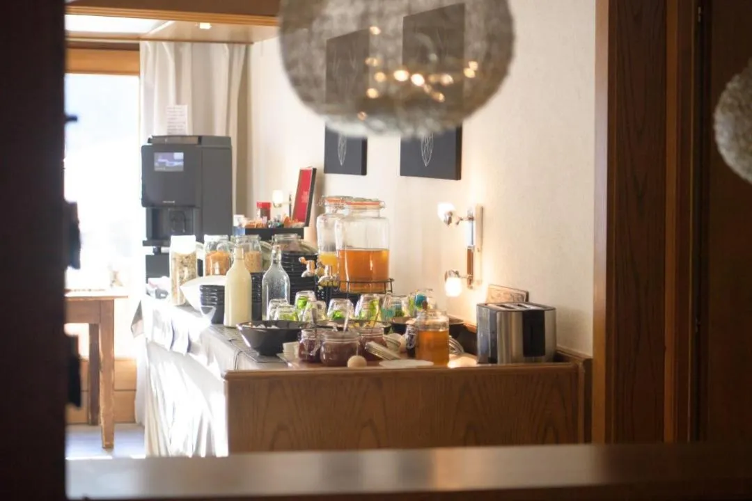 Food and drinks in Hotel Olympia